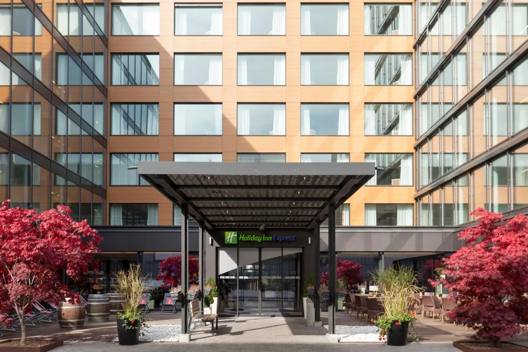Property building in Holiday Inn Express Zürich Airport by IHG