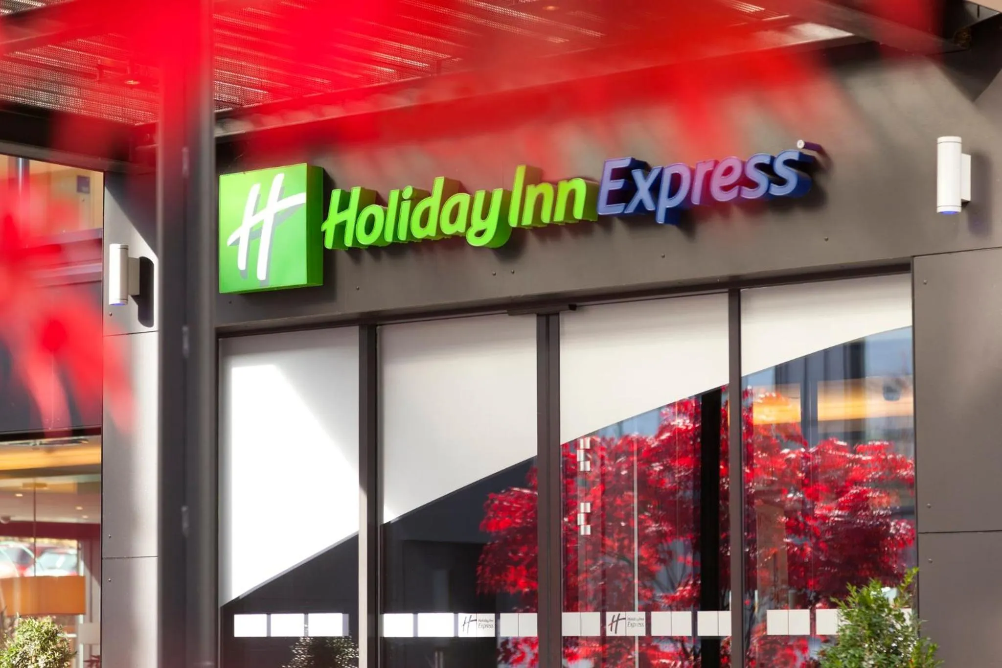 Property building in Holiday Inn Express Zürich Airport by IHG