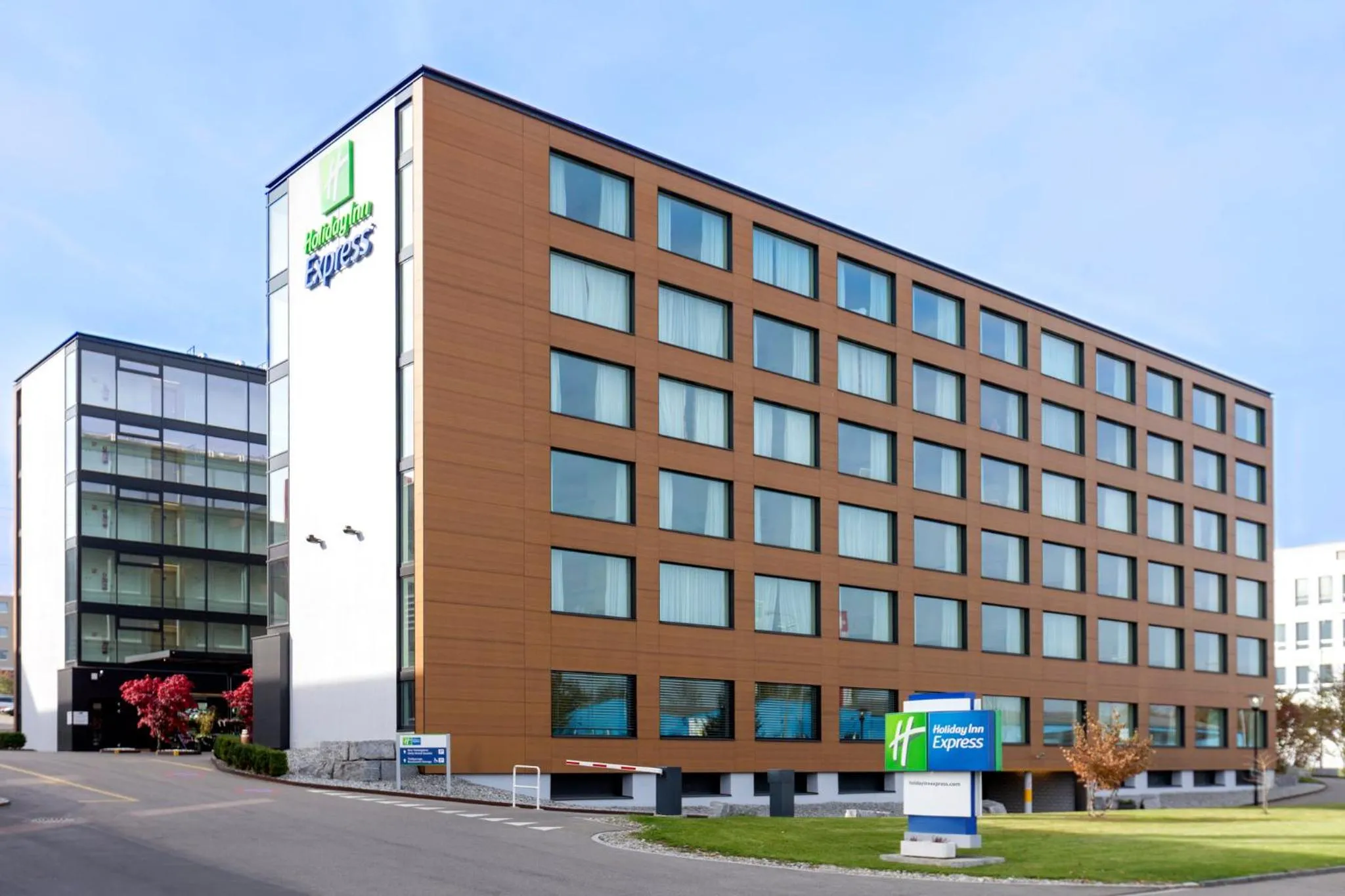 Property building in Holiday Inn Express Zürich Airport by IHG