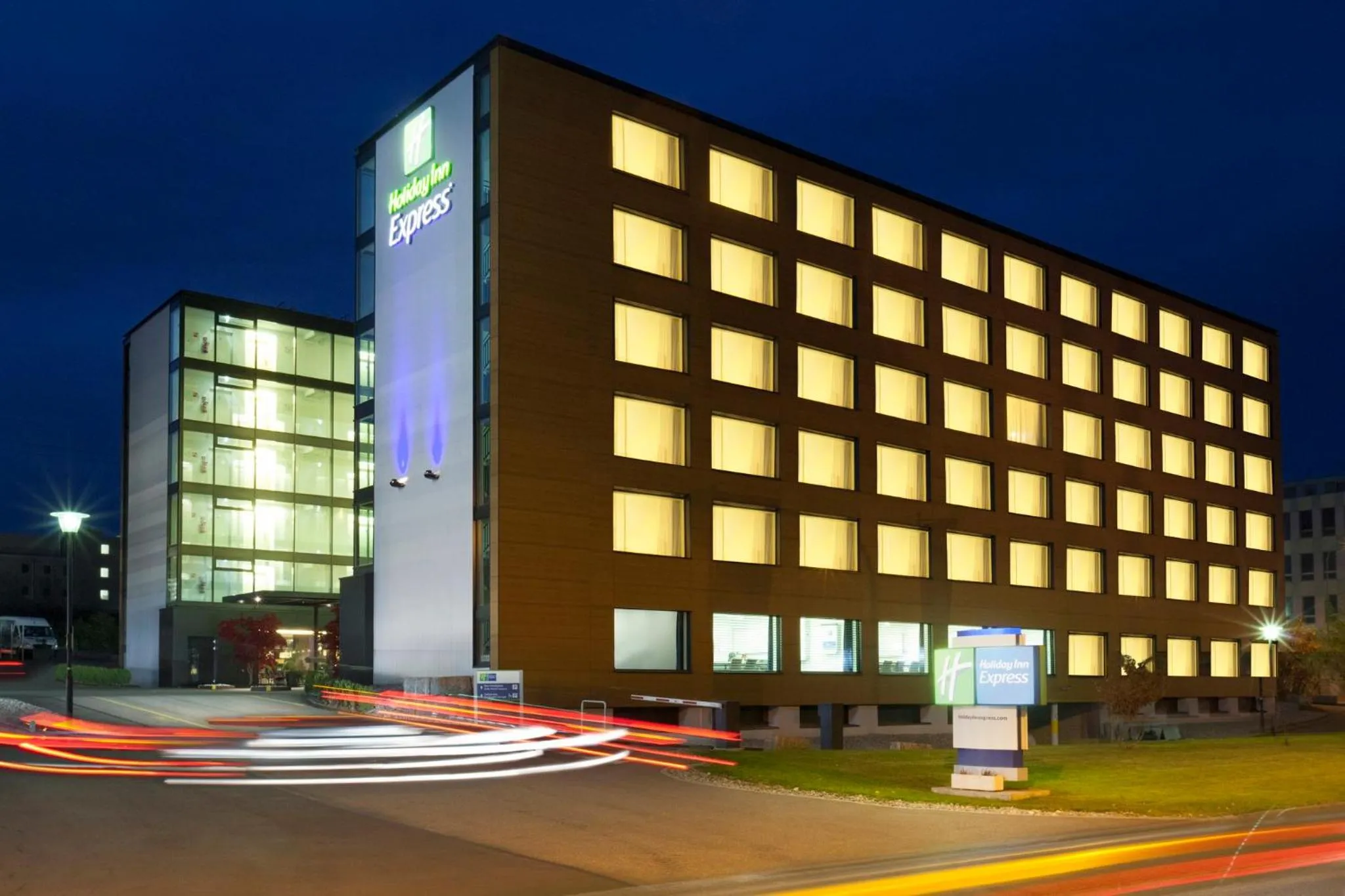 Property building in Holiday Inn Express Zürich Airport by IHG