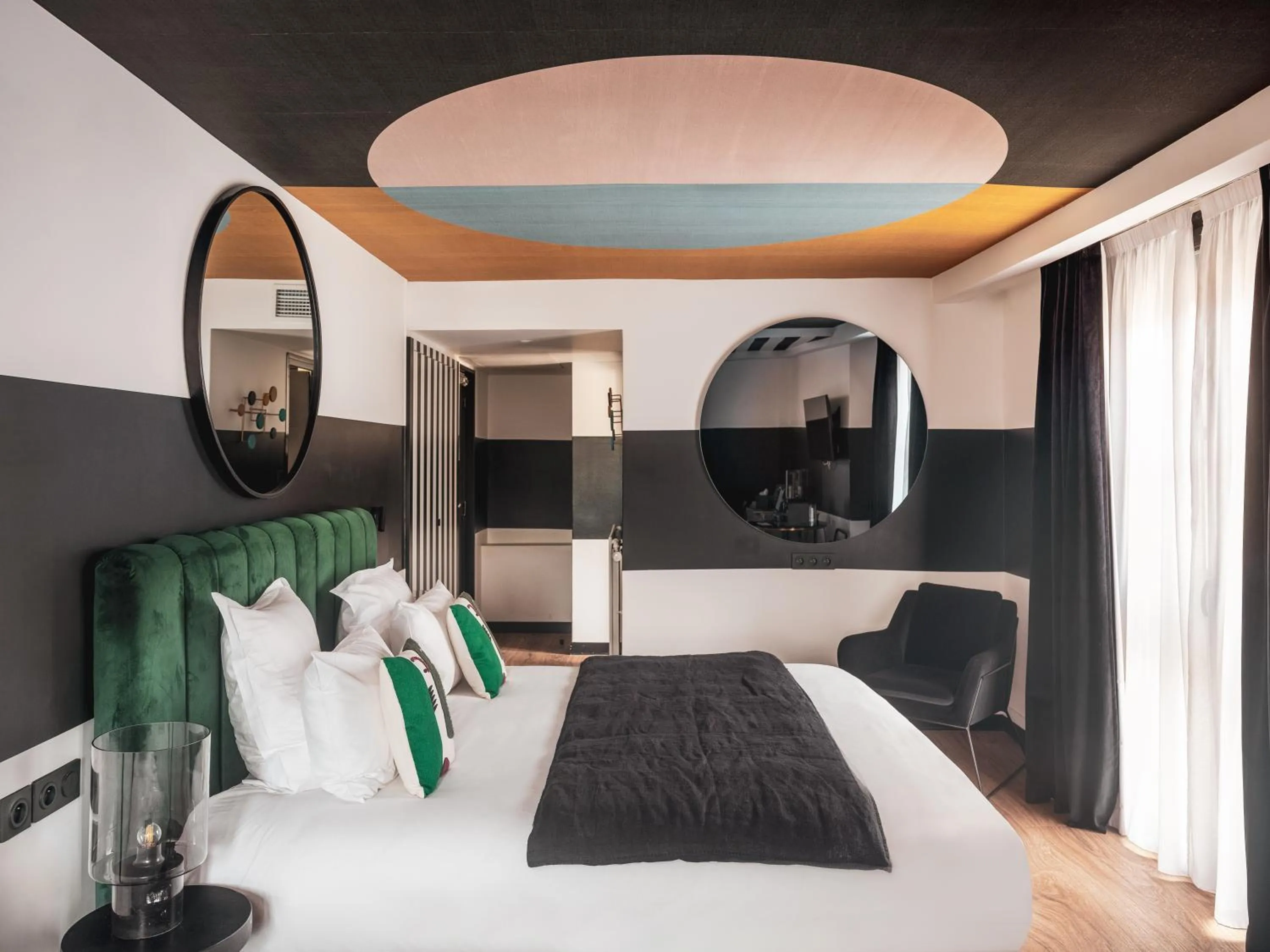 Bedroom, Bed in Maisons du Monde Hôtel & Suites - La Rochelle Vieux Port