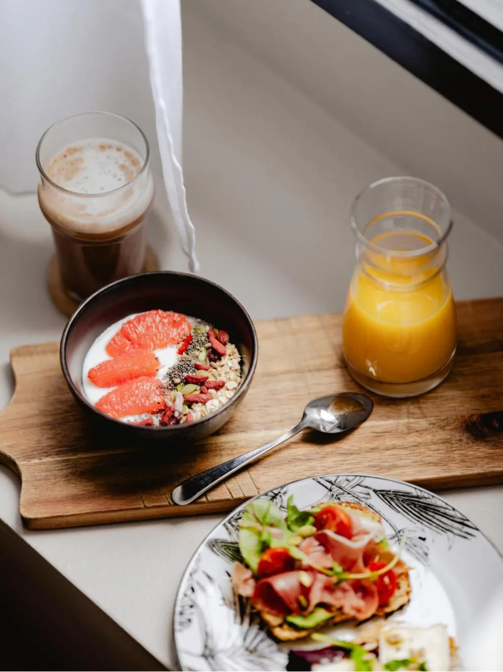 Breakfast in Maisons du Monde Hôtel & Suites - La Rochelle Vieux Port