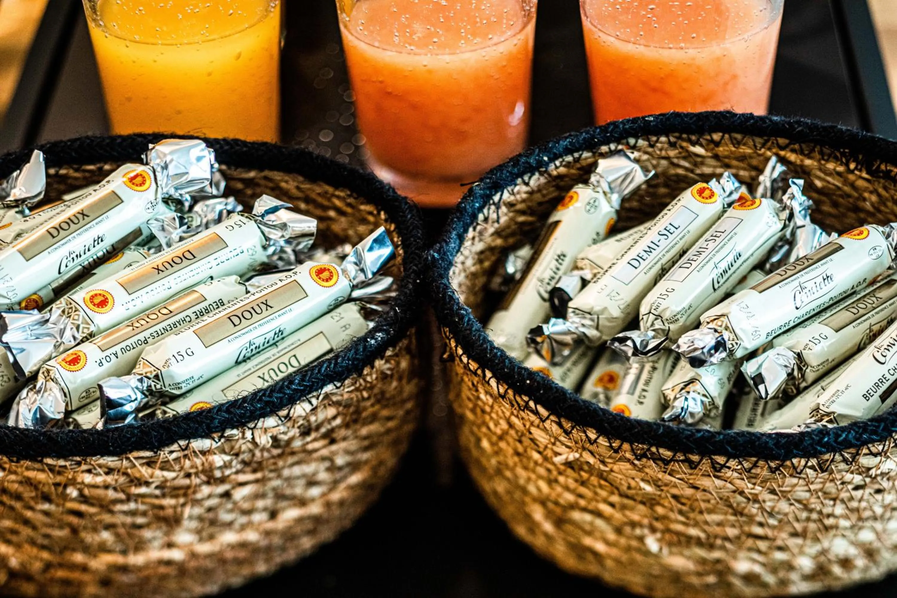 Breakfast in Maisons du Monde Hôtel & Suites - La Rochelle Vieux Port