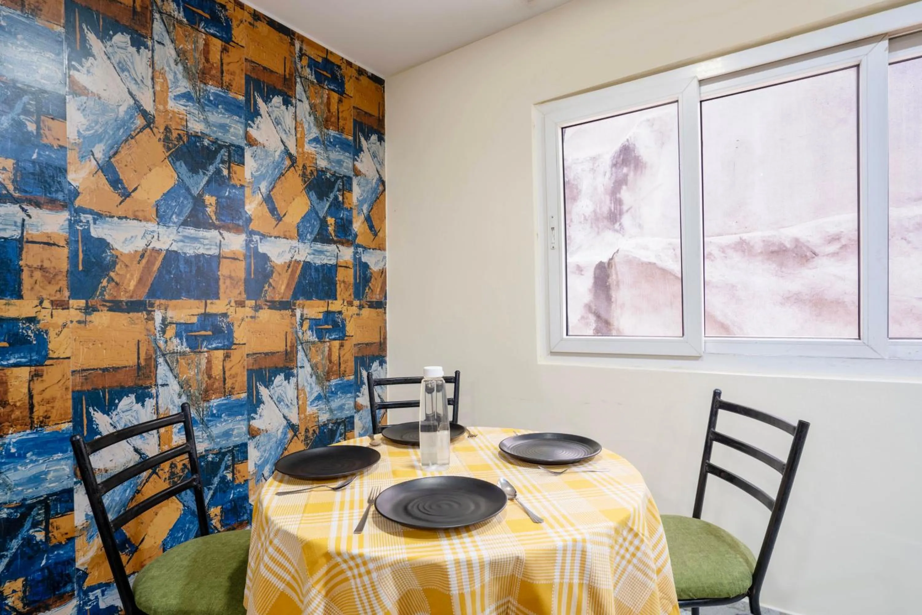 Restaurant/places to eat in Treebo Srico, Banjara Hills