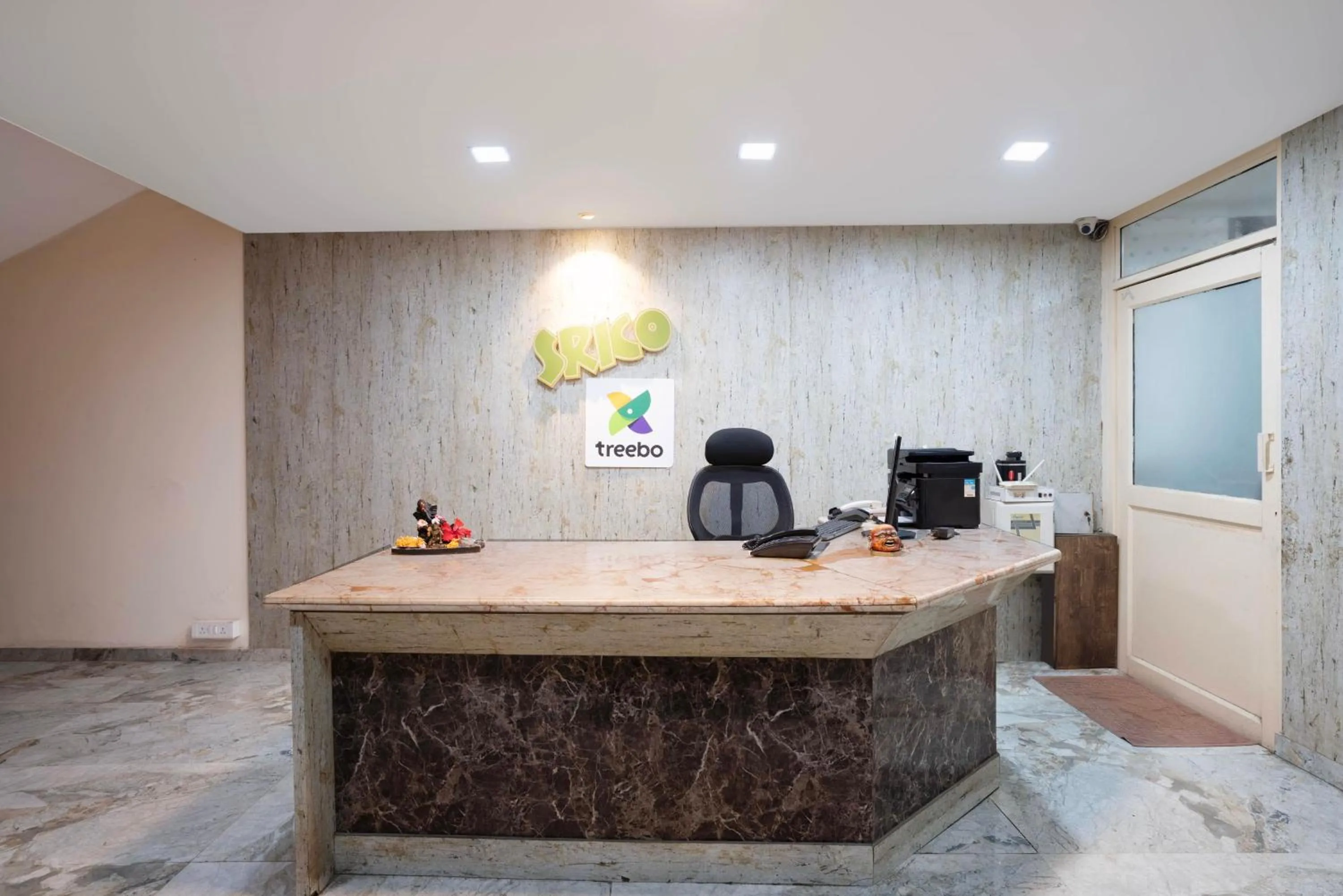 Lobby or reception in Treebo Srico, Banjara Hills