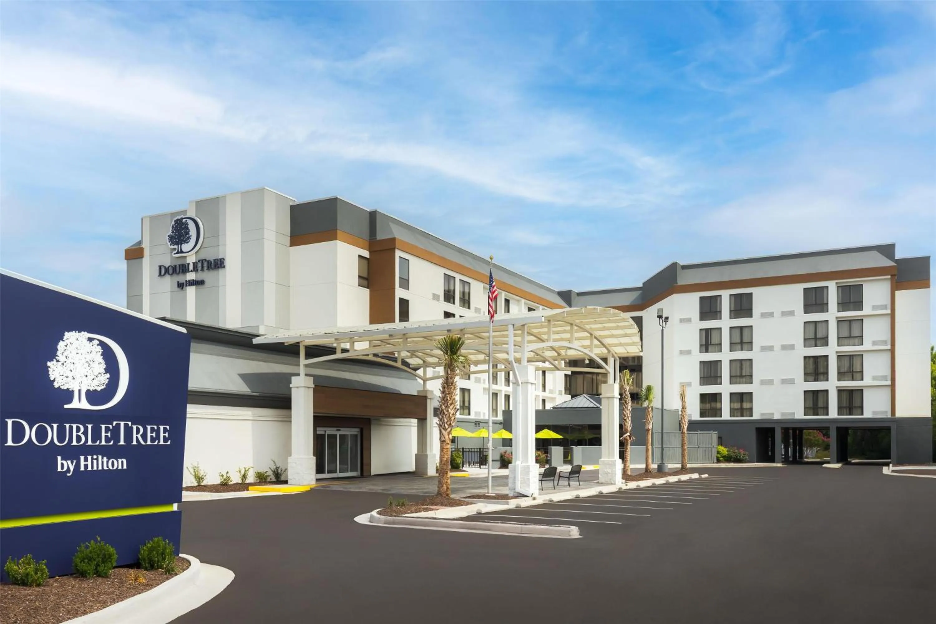 Property building in Doubletree By Hilton Wilmington, Nc