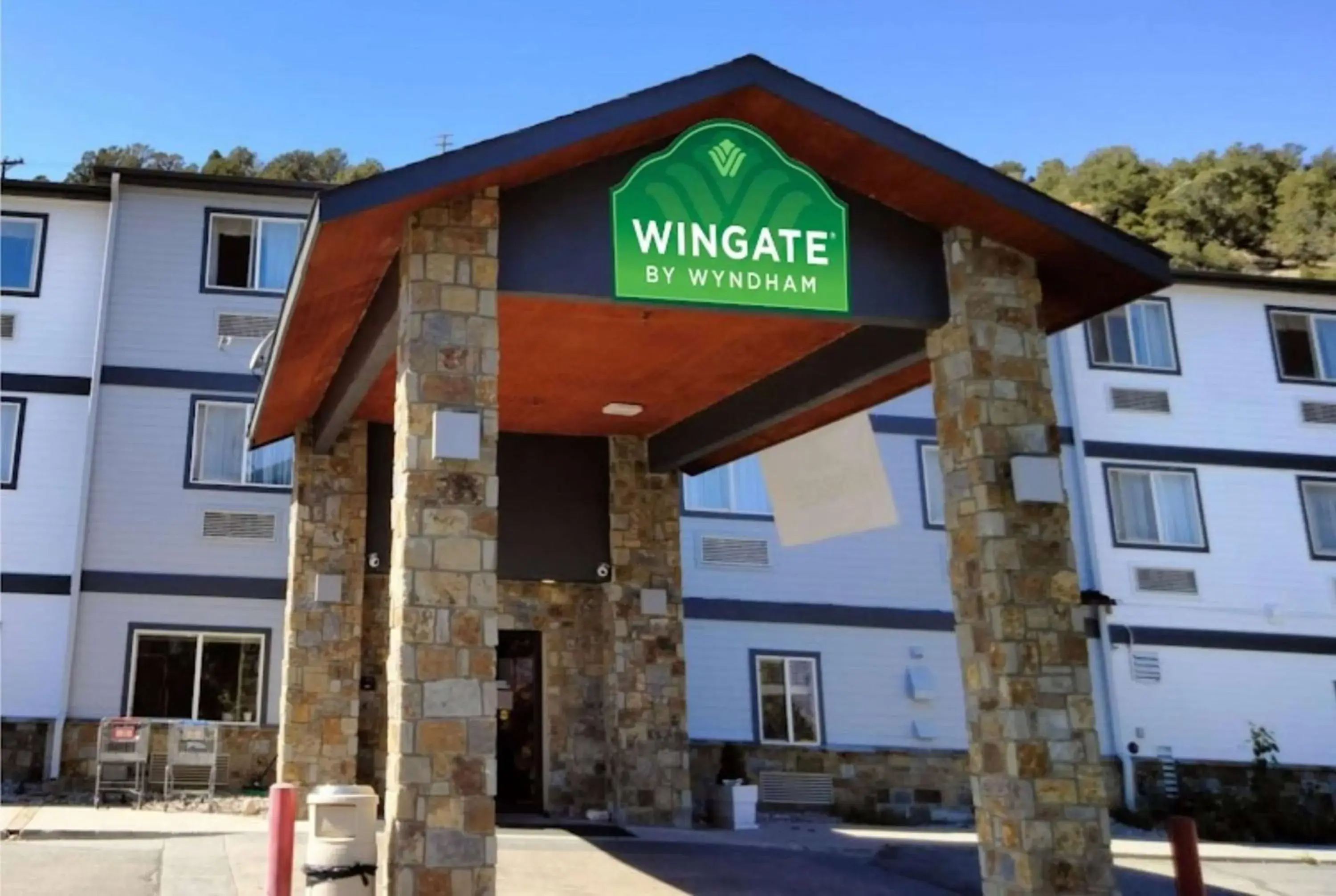 Property building in Wingate by Wyndham Eagle Vail Valley Property building in Wingate by Wyndham Eagle Vail Valley