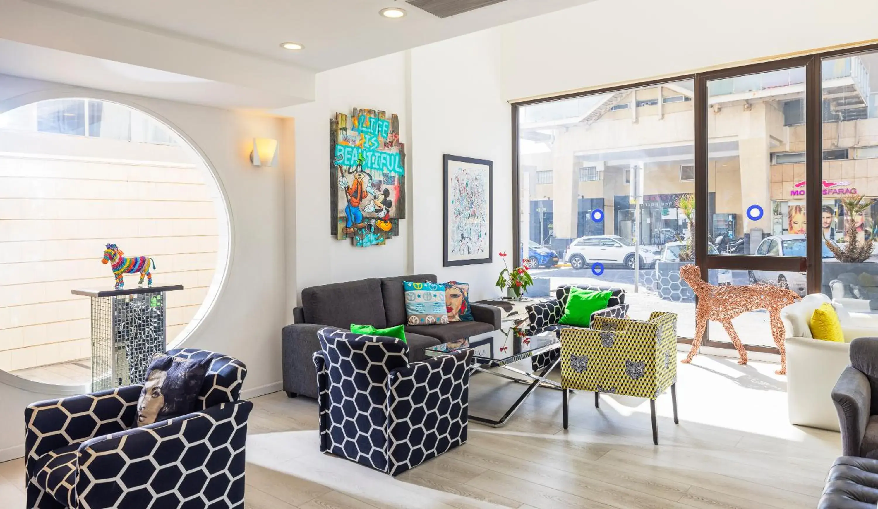 Lobby or reception in Best Western Regency Suites Lobby or reception in Best Western Regency Suites