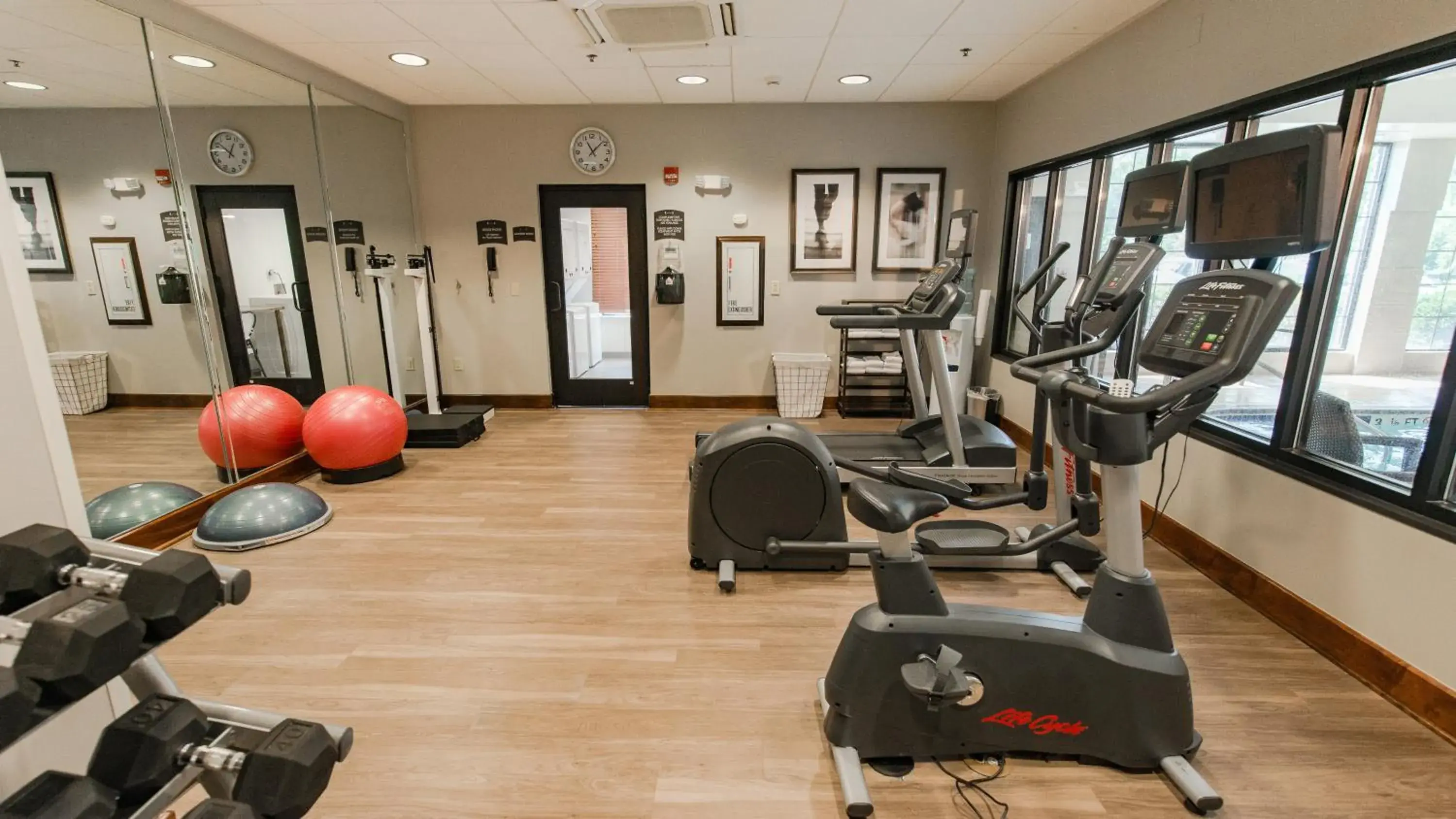 Fitness centre/facilities in Staybridge Suites Wilmington East by IHG Fitness centre/facilities in Staybridge Suites Wilmington East by IHG