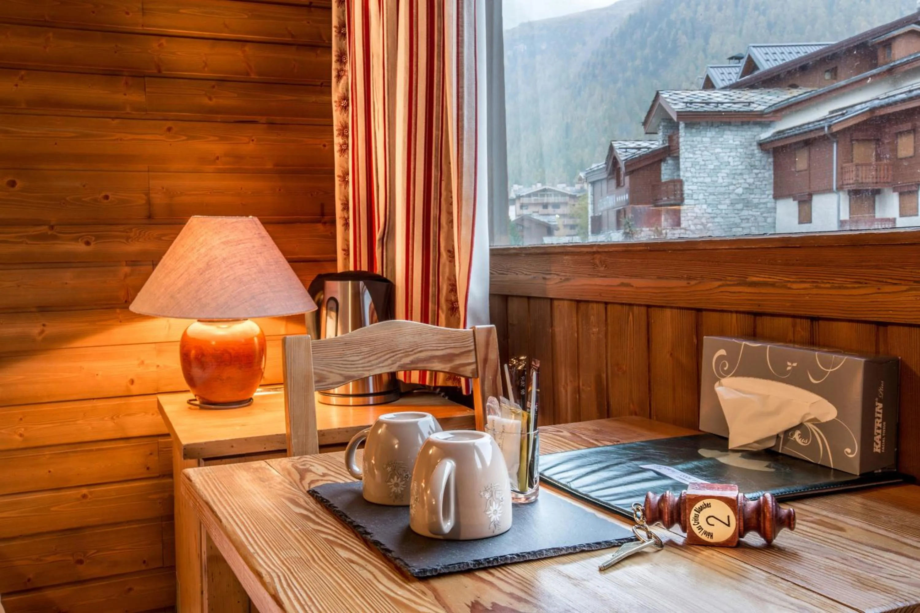 Decorative detail in Les Crêtes Blanches