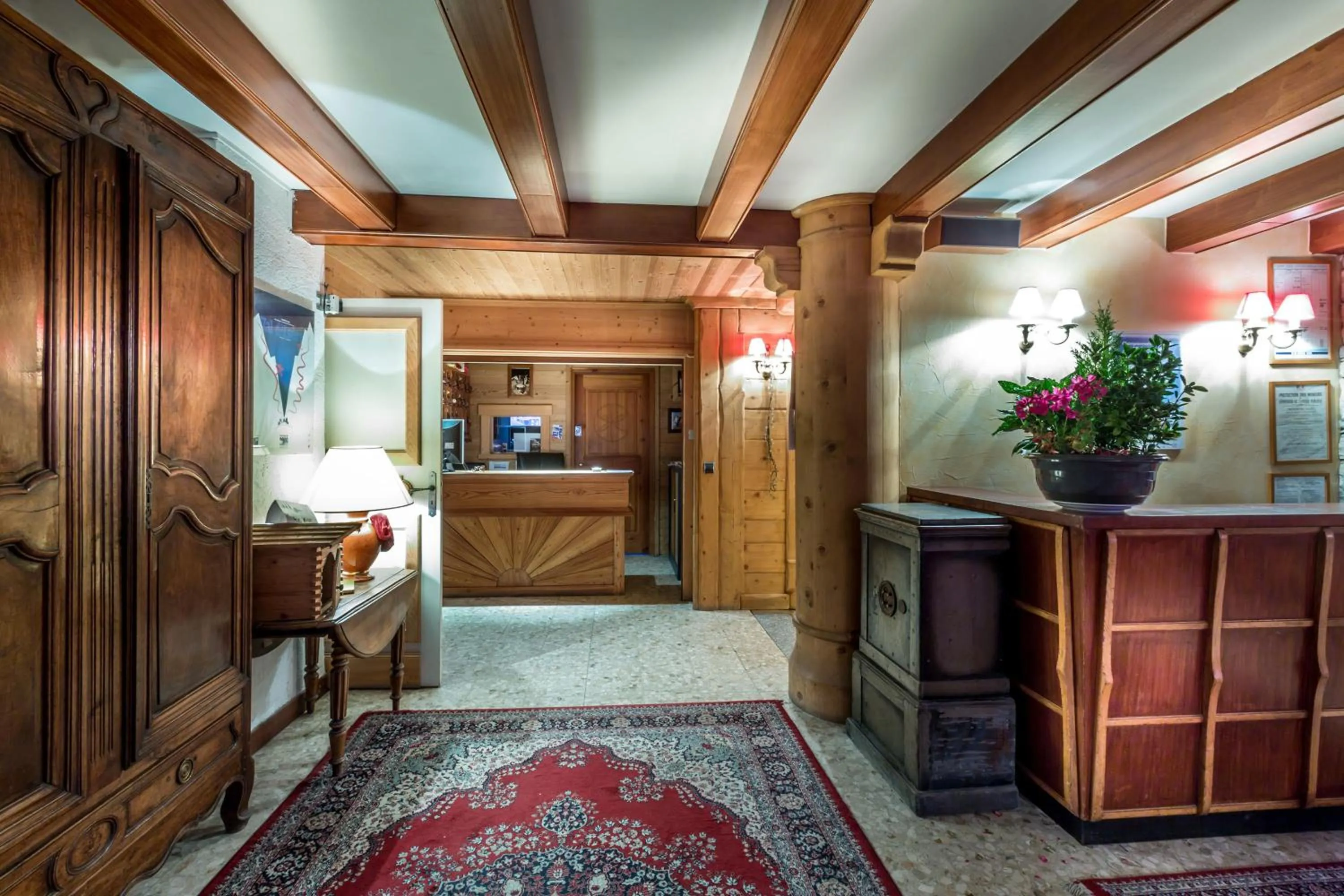 Lobby or reception in Les Crêtes Blanches