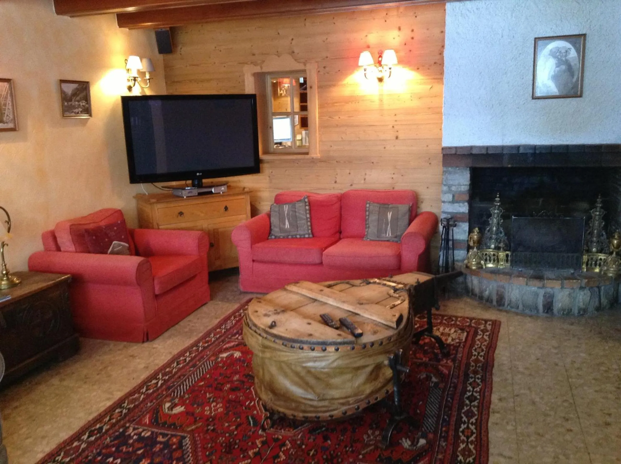 TV and multimedia in Les Crêtes Blanches