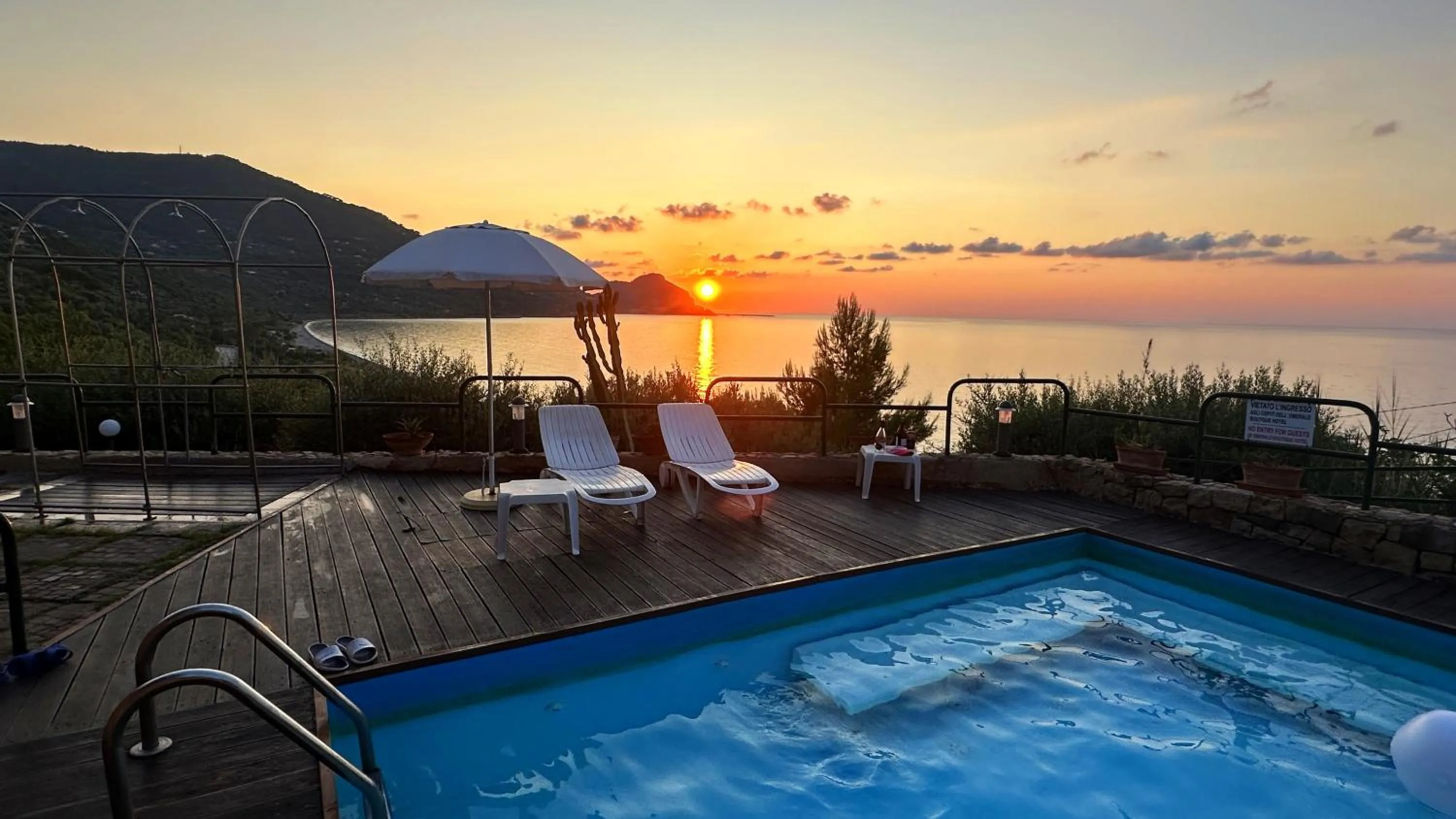 Swimming pool in CH Exclusive Apartments