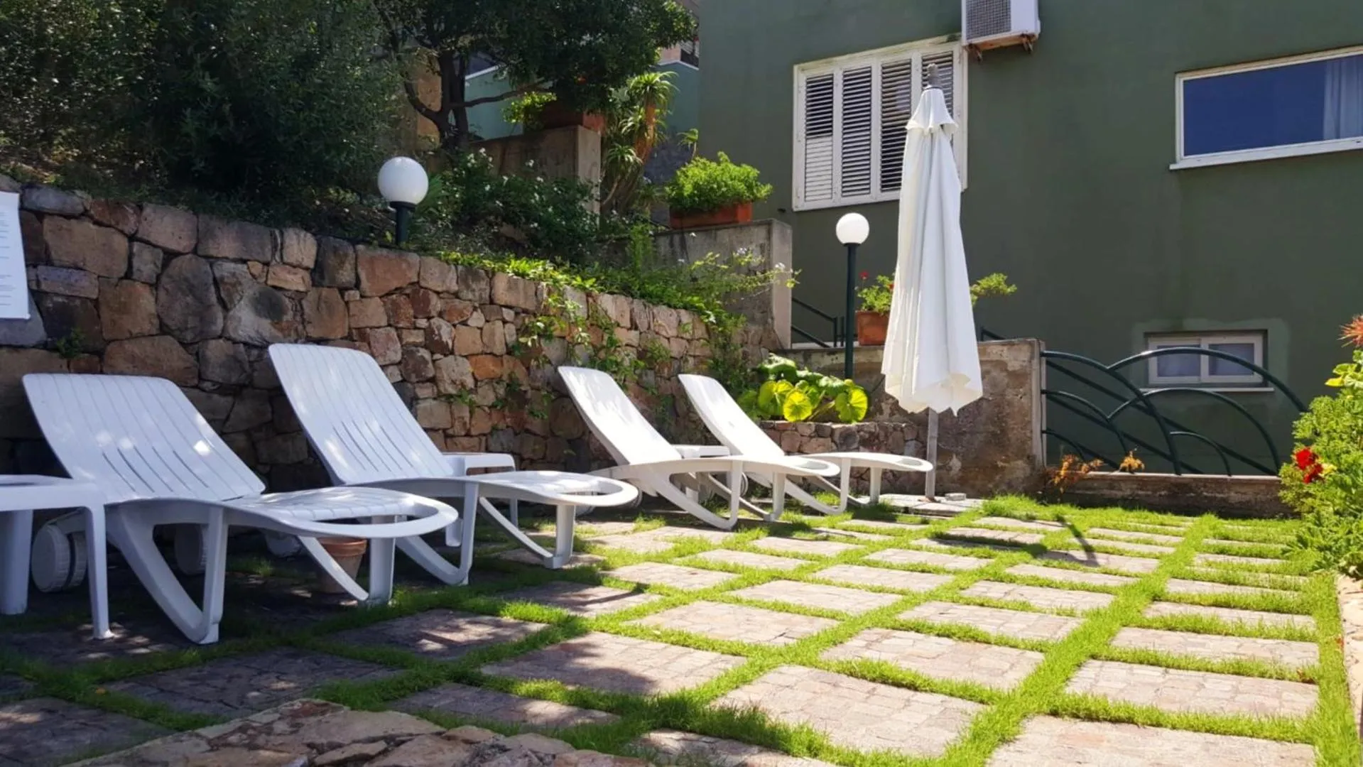 Patio in CH Exclusive Apartments