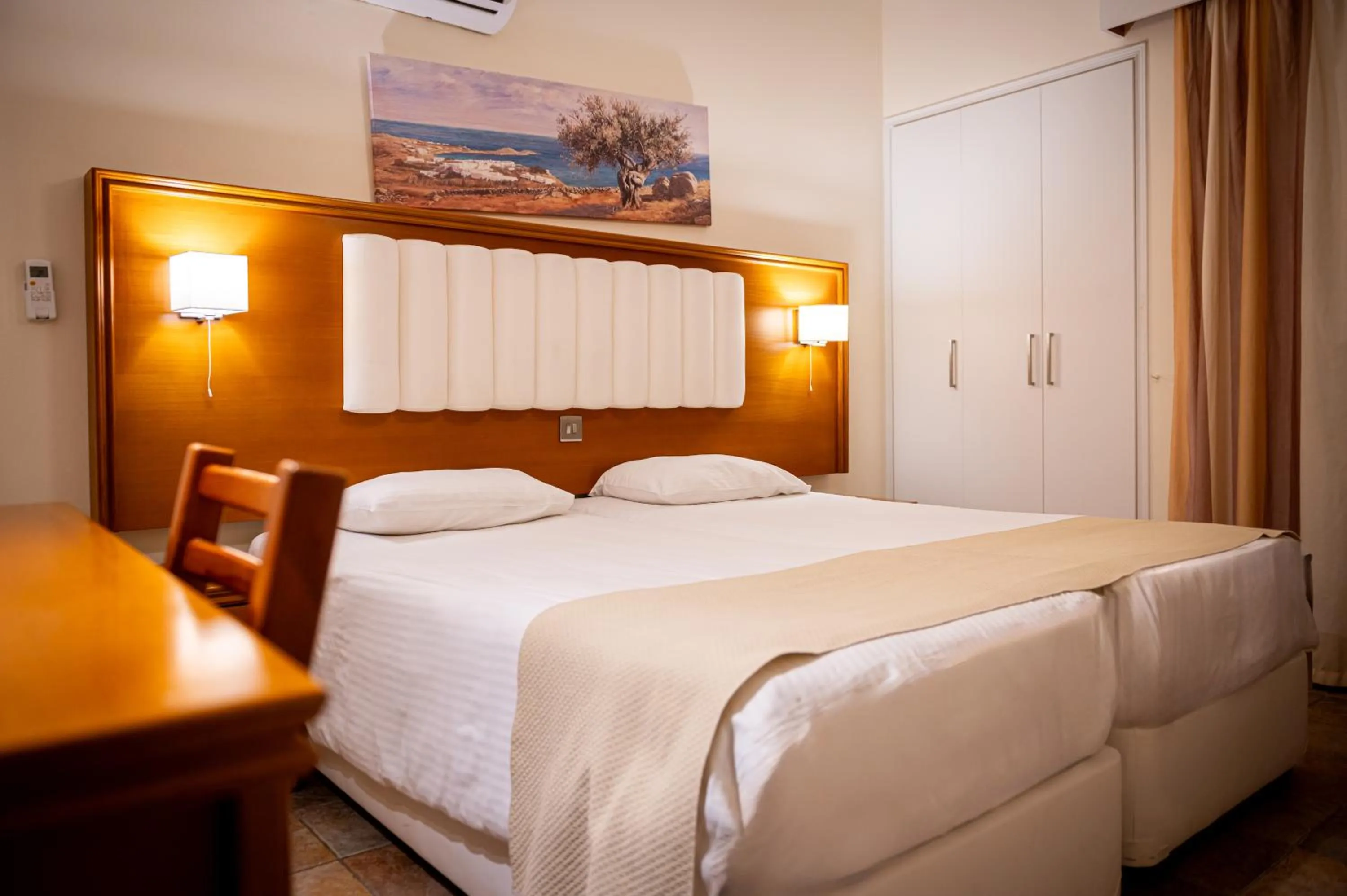 Bed in Kefalos Beach Tourist Village