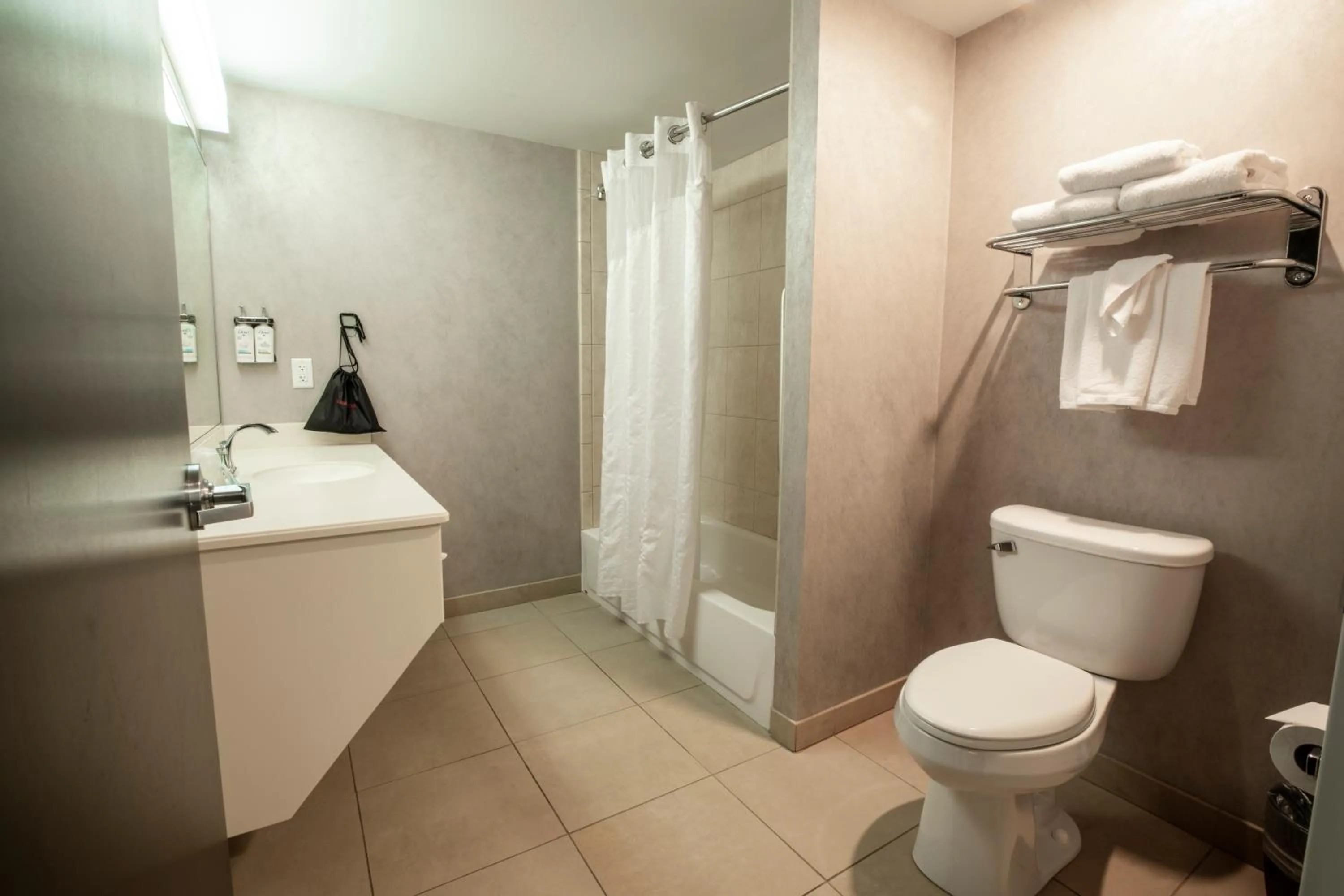 Shower in Holiday Inn Wilmington by IHG