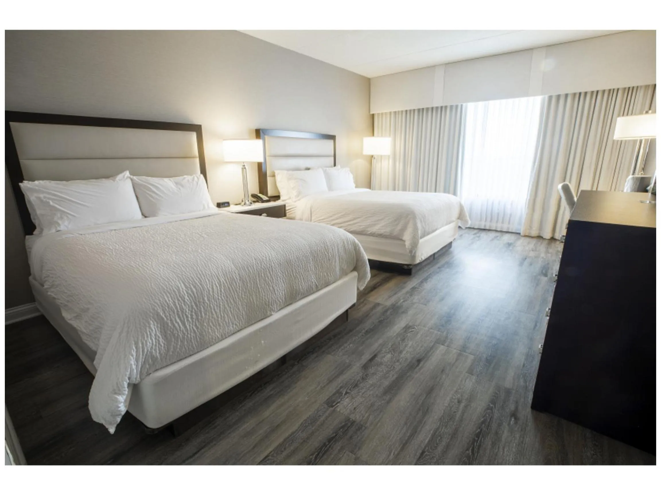 Bed in Holiday Inn Wilmington by IHG