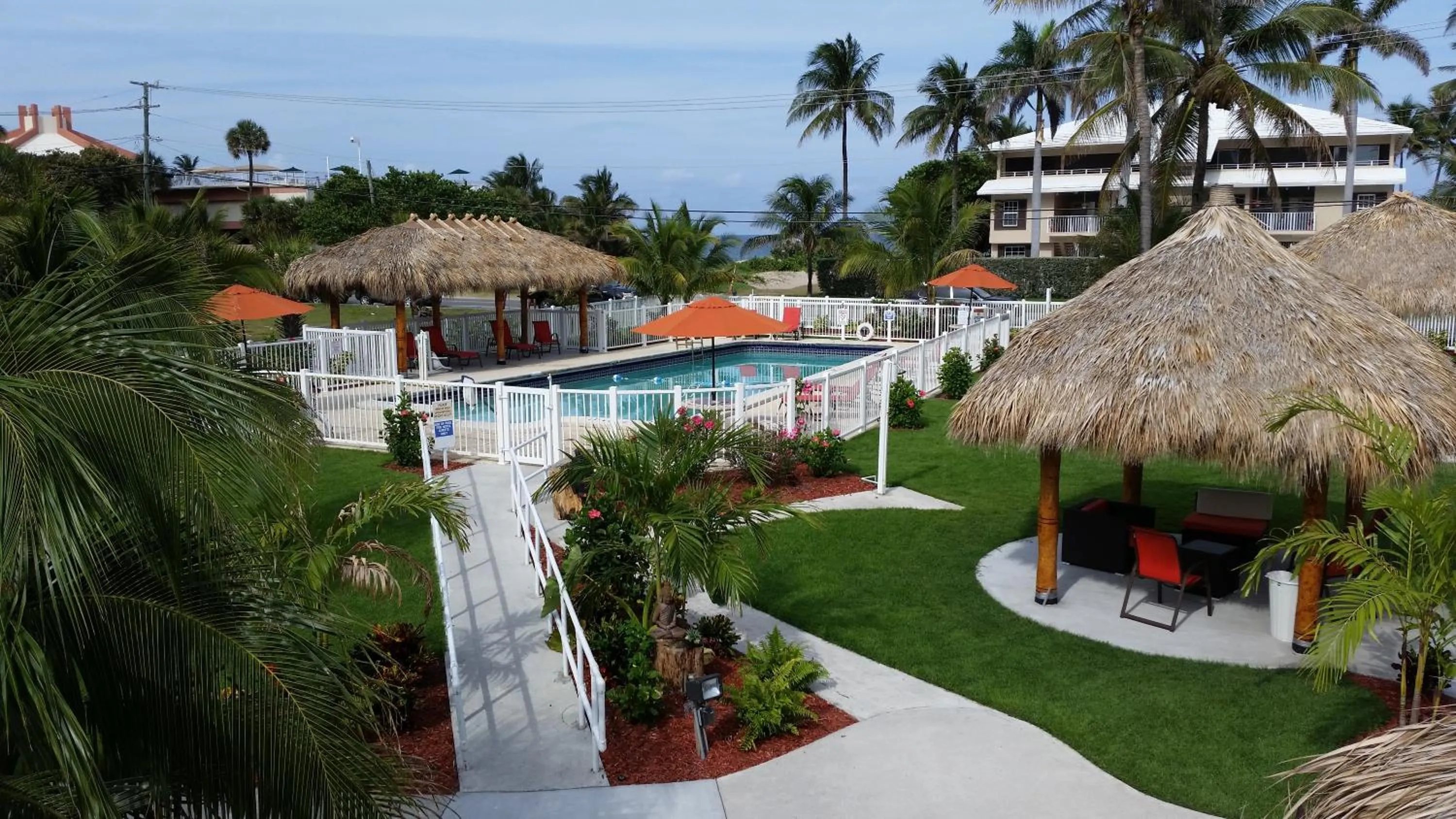Swimming pool in Oceans Beach Resort & Suites