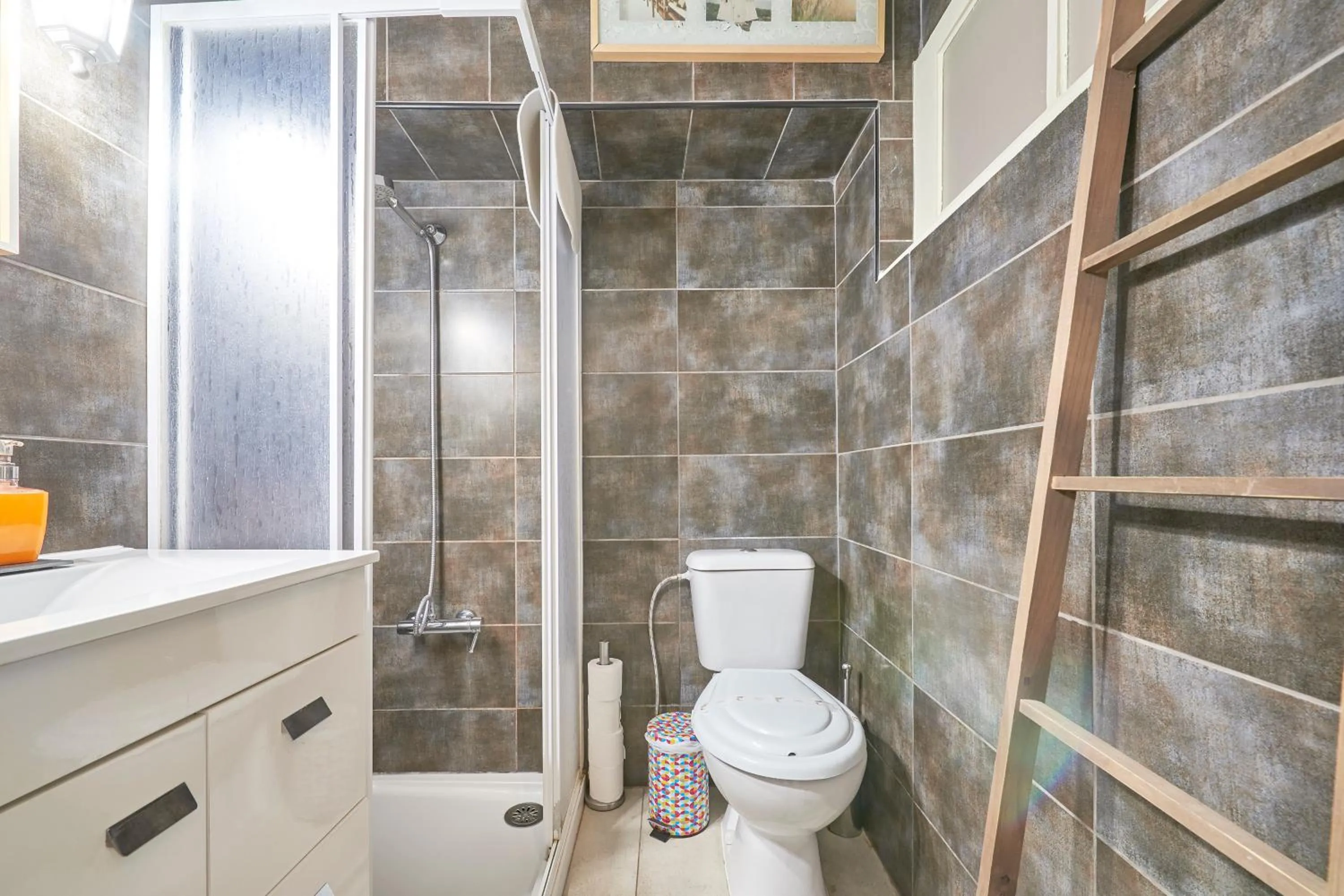 Bathroom in Lisbon Inn Bica Suites