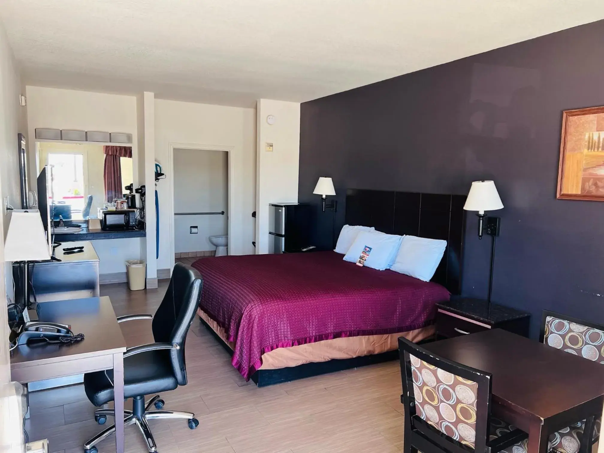 Bed in Lone Star Inn and Suites Victoria Bed in Lone Star Inn and Suites Victoria