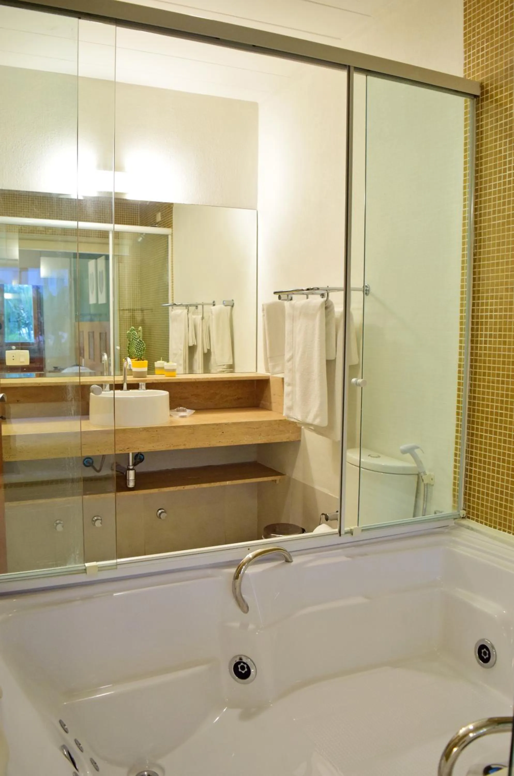 Bathroom in Bella Ilha Pousada