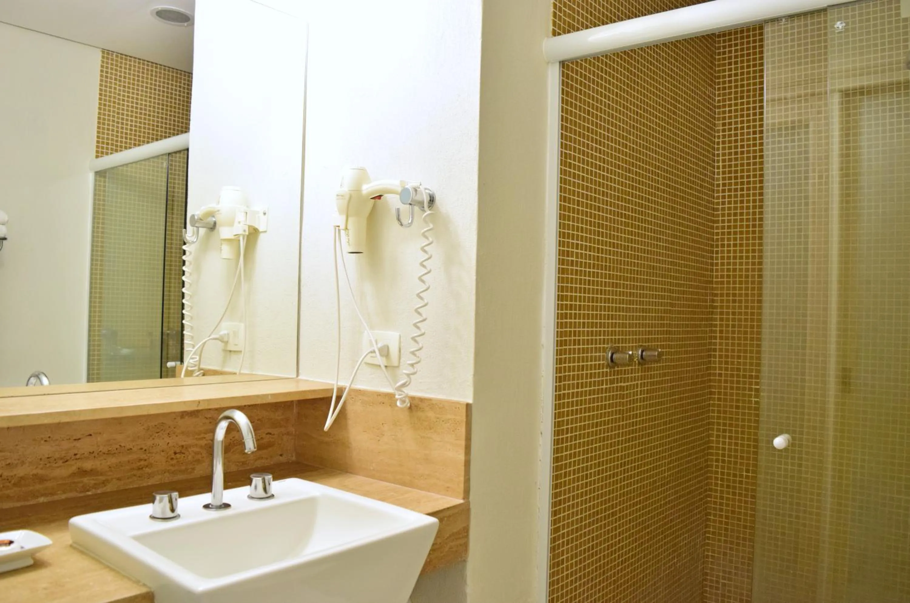 Bathroom in Bella Ilha Pousada