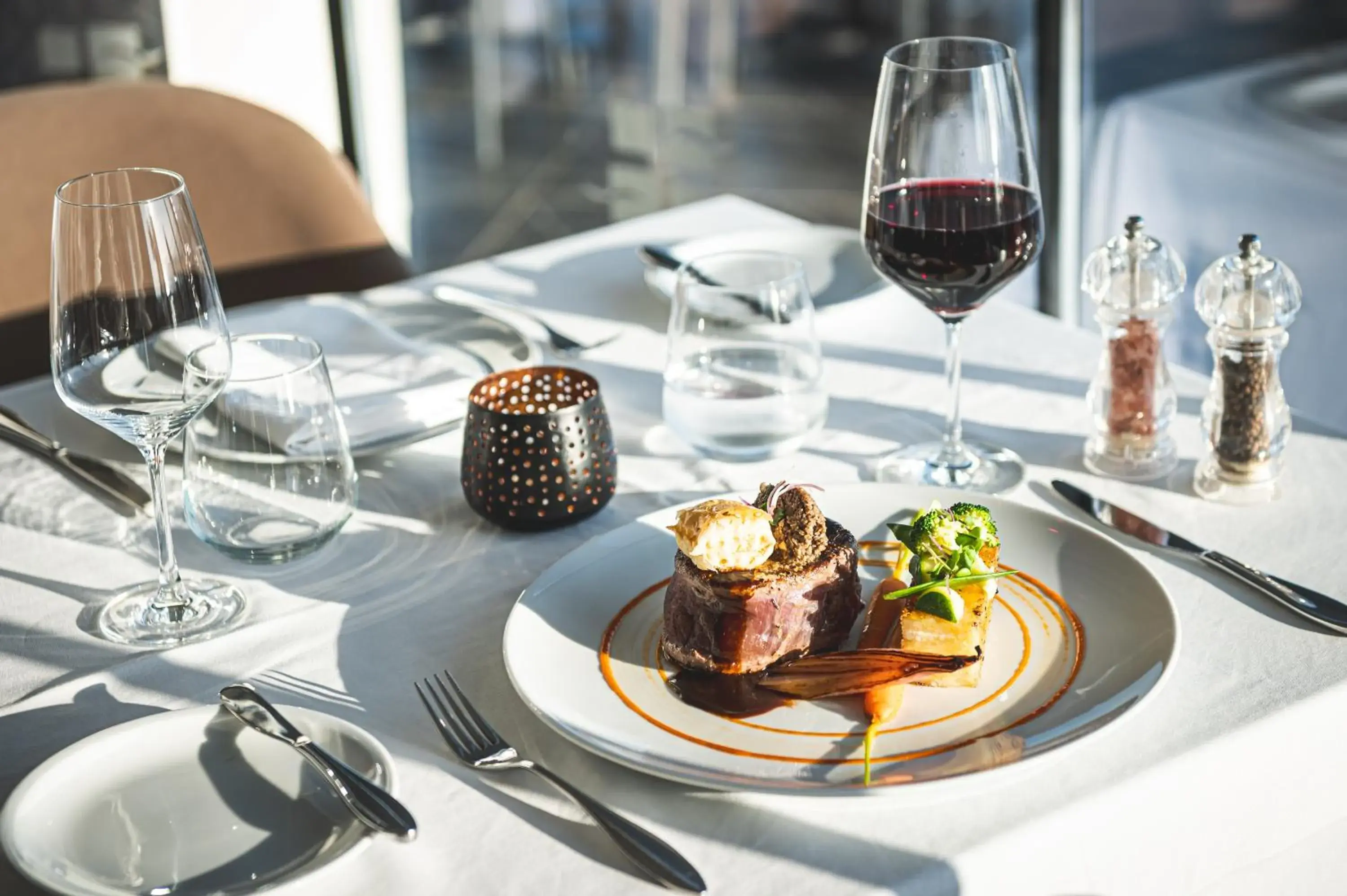 Restaurant/places to eat in Kefalos Damon Hotel Apartments Restaurant/places to eat in Kefalos Damon Hotel Apartments