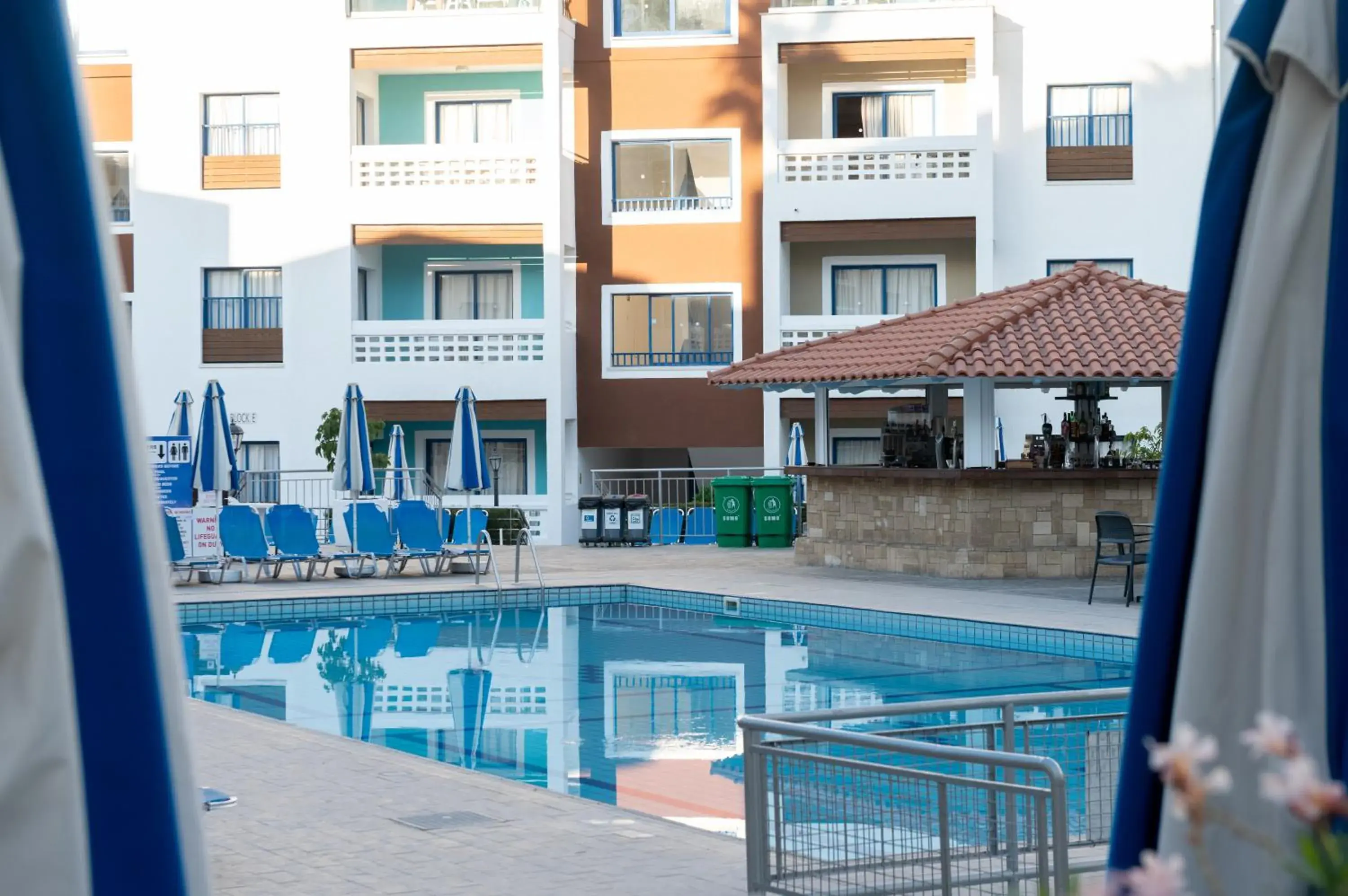 Property building in Kefalos Damon Hotel Apartments Property building in Kefalos Damon Hotel Apartments