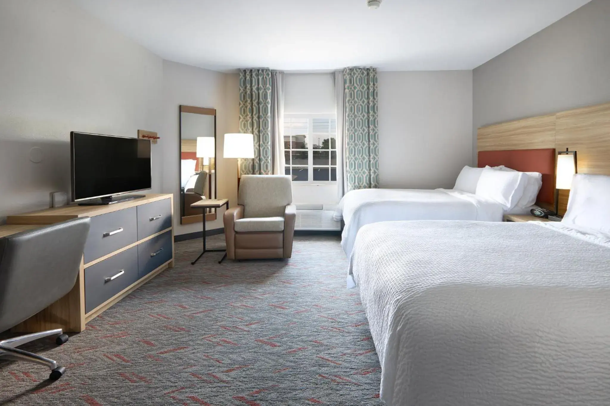 Photo of the whole room, Bed in Candlewood Suites Hot Springs by IHG Photo of the whole room, Bed in Candlewood Suites Hot Springs by IHG