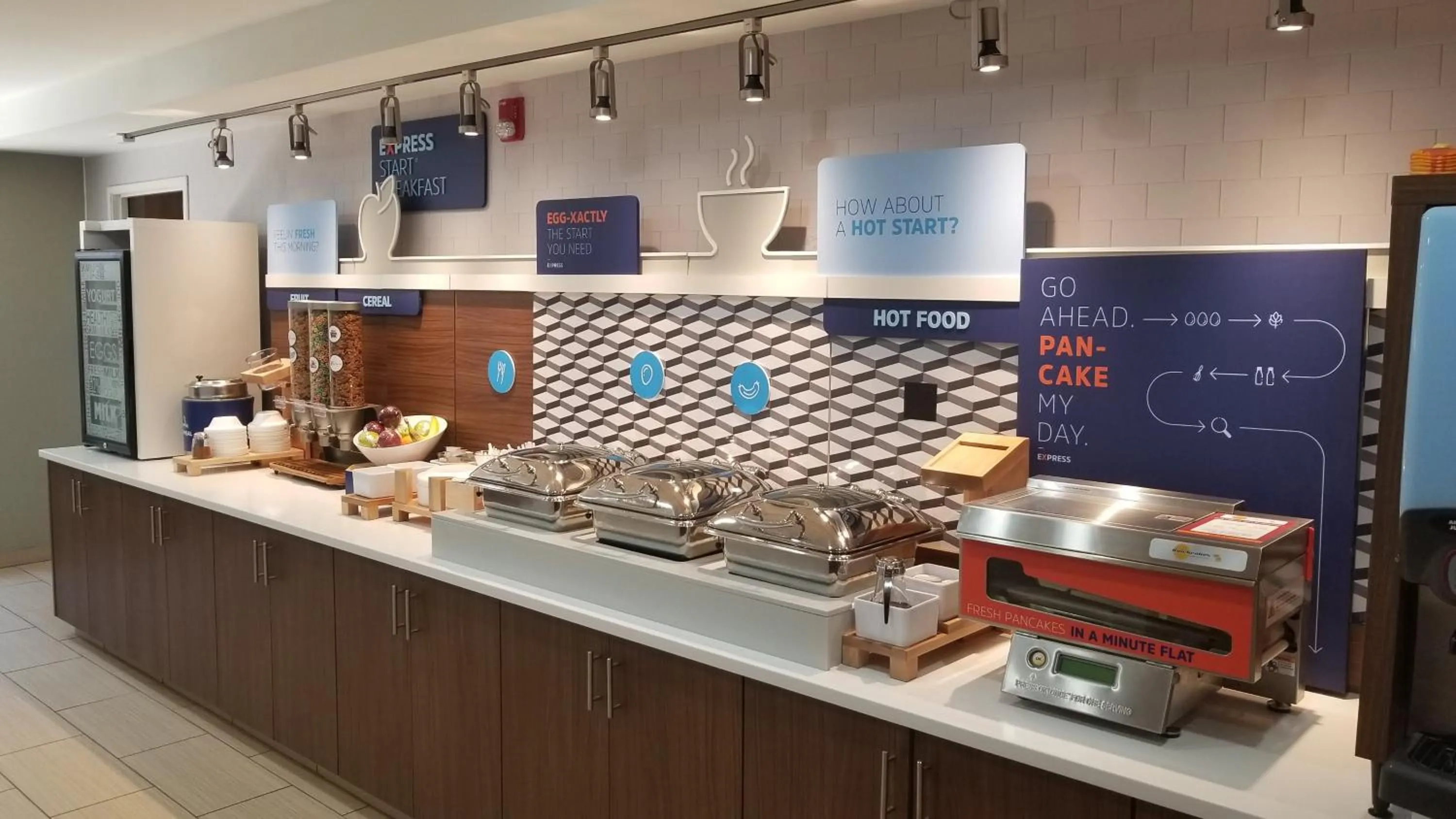 Breakfast in Holiday Inn Express Hotel & Suites Kinston by IHG