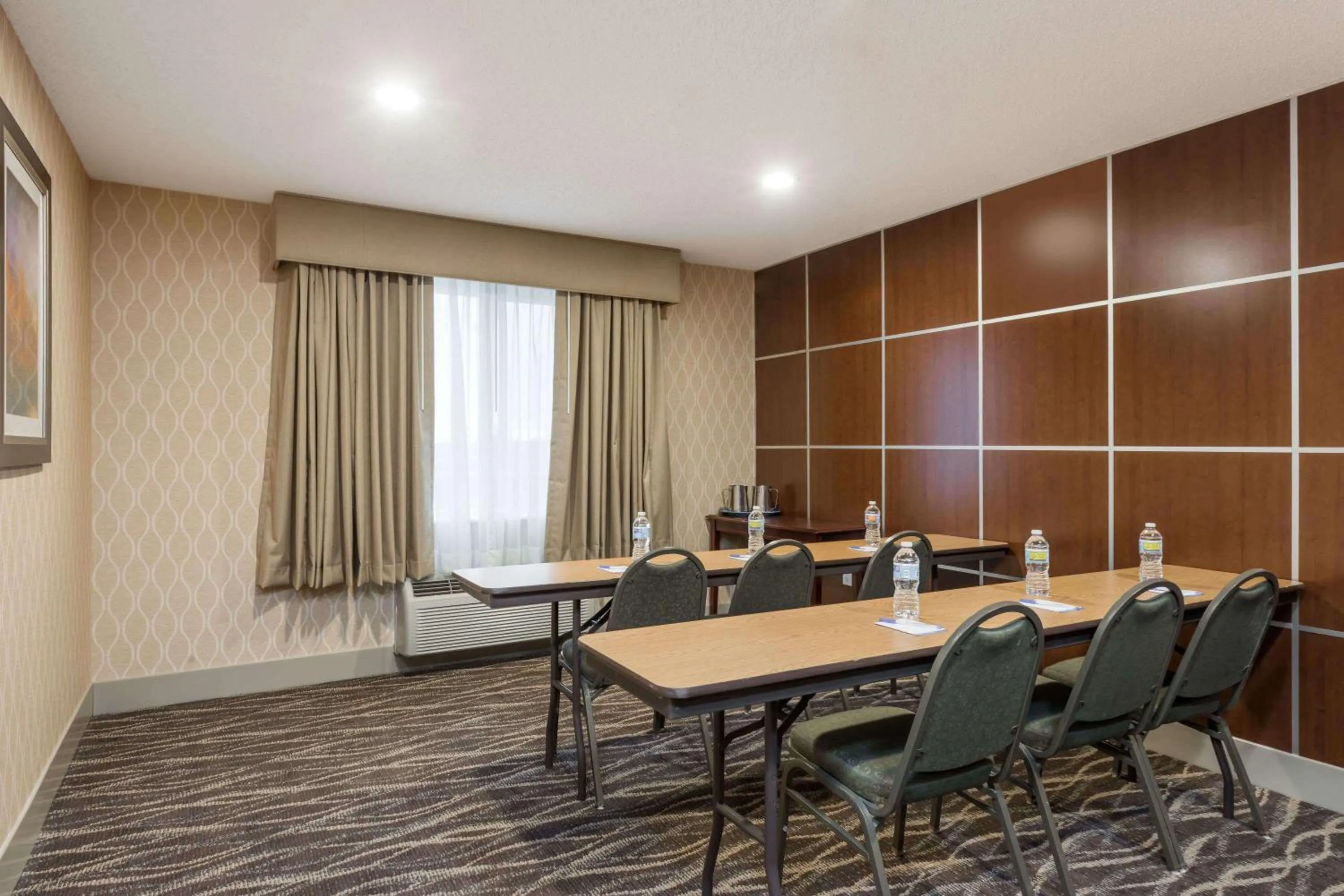 On site in Baymont by Wyndham Fulton