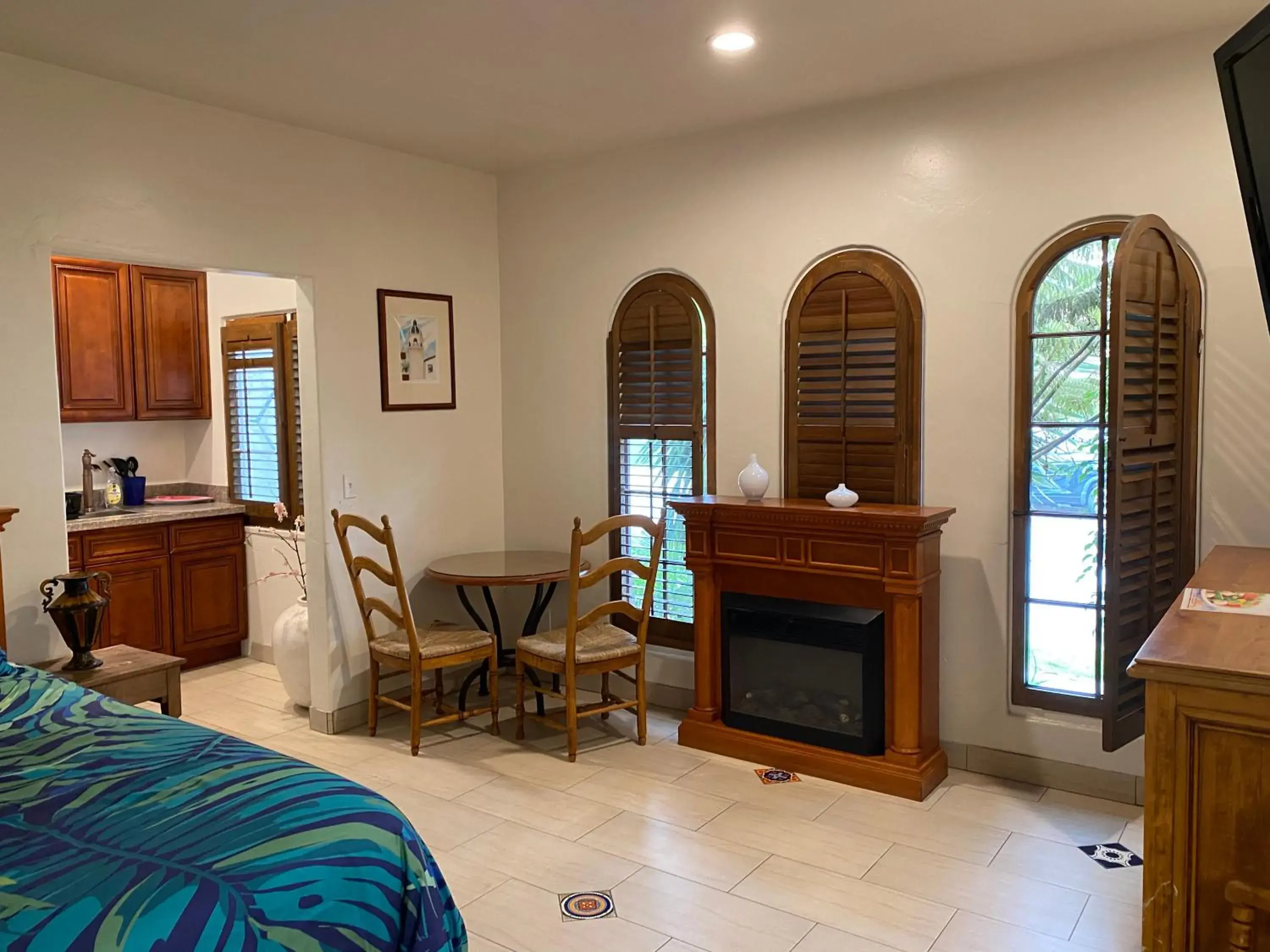 Bed in Villa Rosa Inn Bed in Villa Rosa Inn