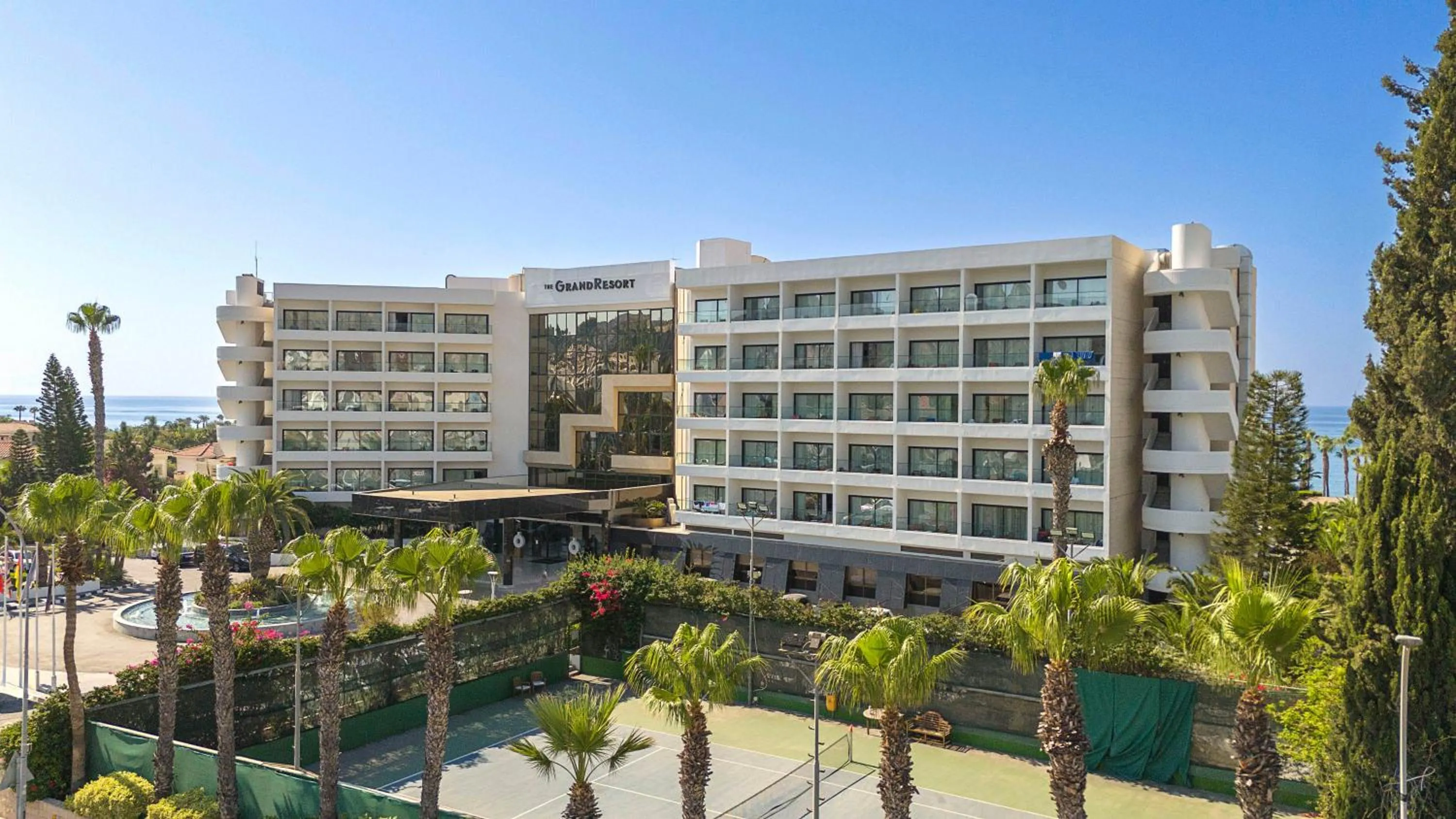 Tennis court in The GrandResort - Limited Edition by Leonardo Hotels