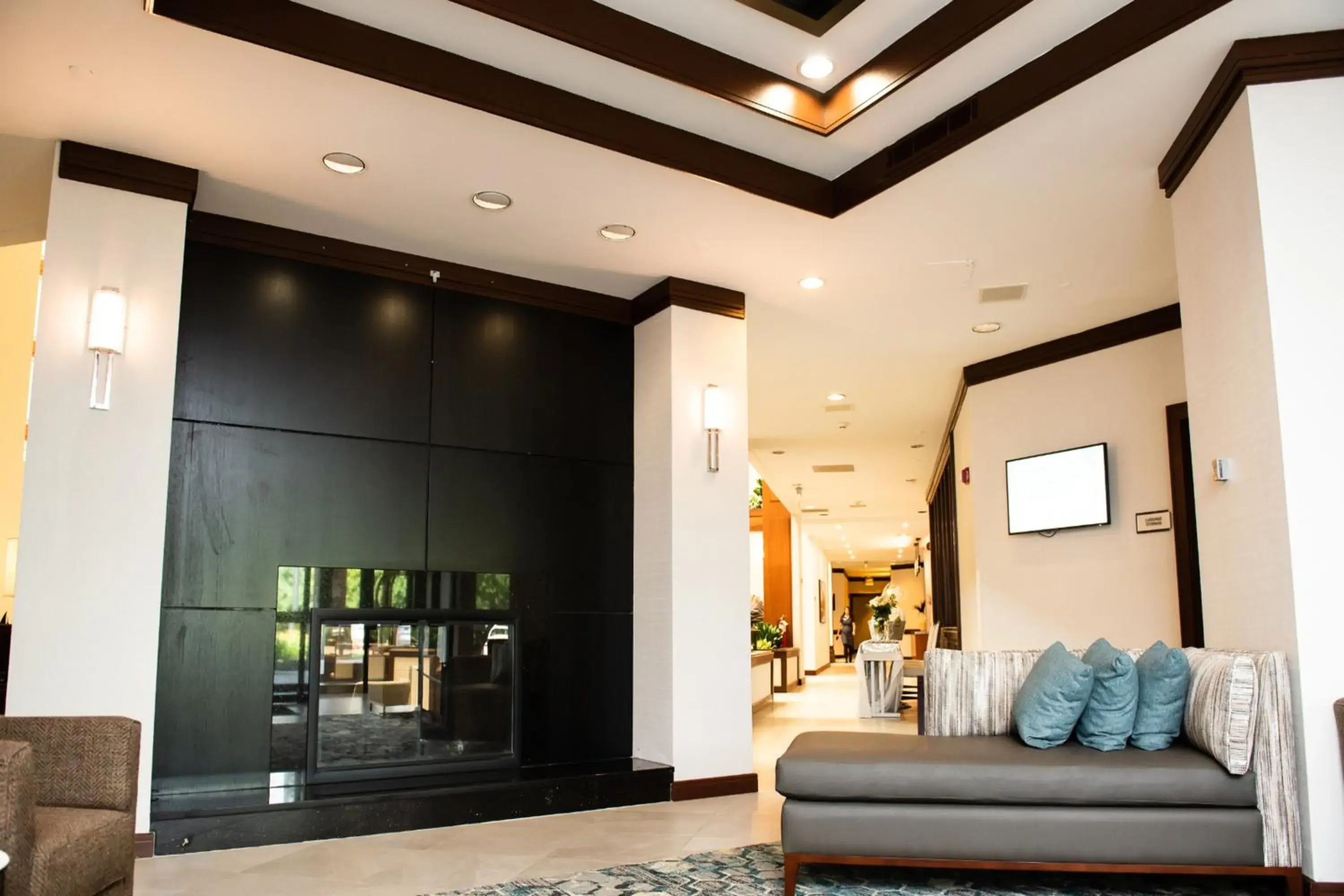 Lobby or reception in Hotel Auburn Hills Lobby or reception in Hotel Auburn Hills