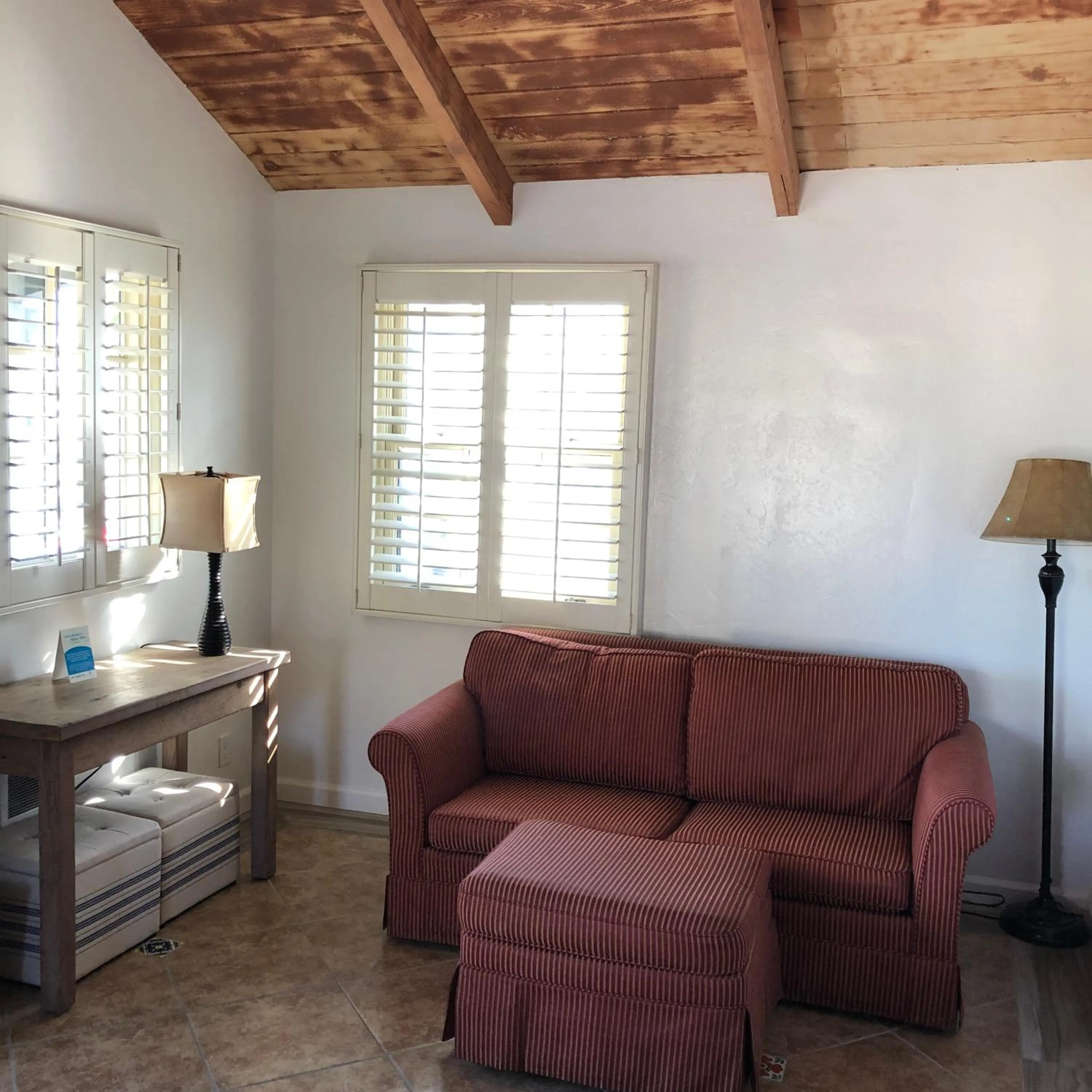 Seating area in Ala Mar by the Sea