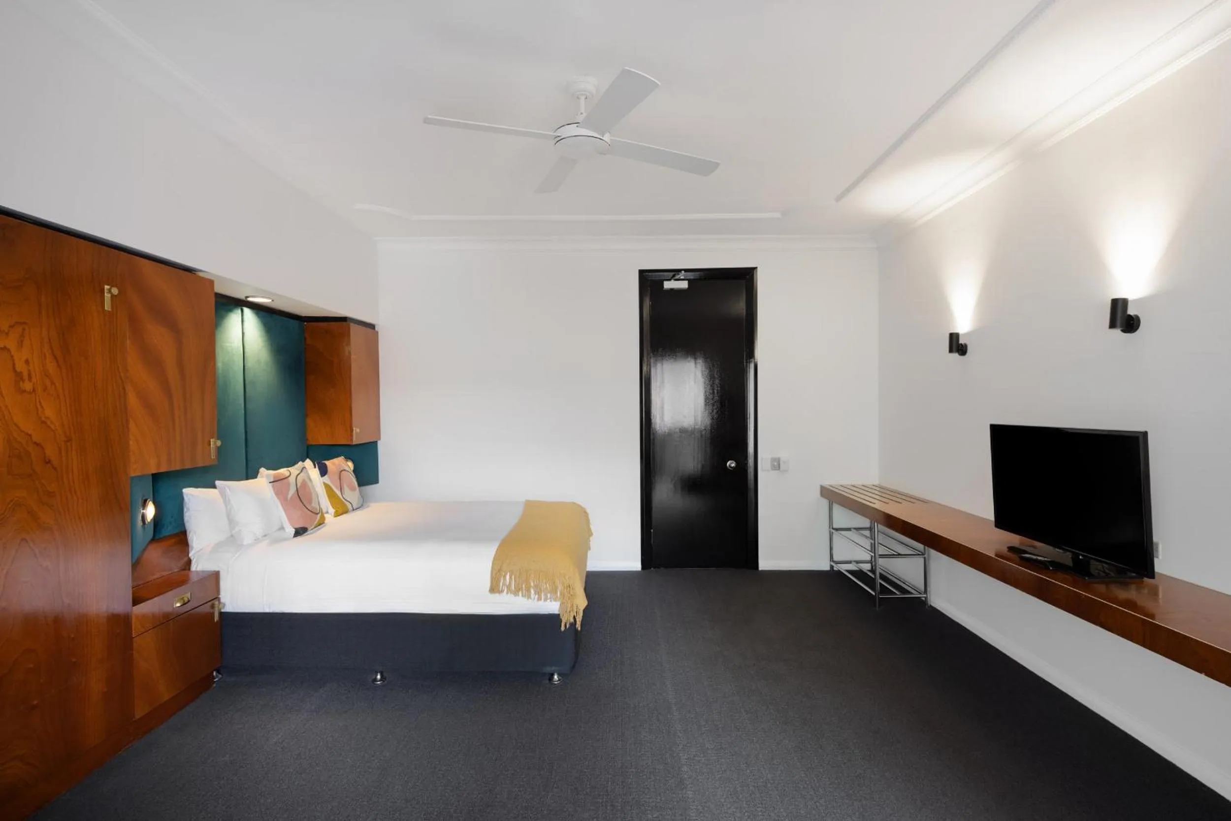 Bed in Regents Court Sydney
