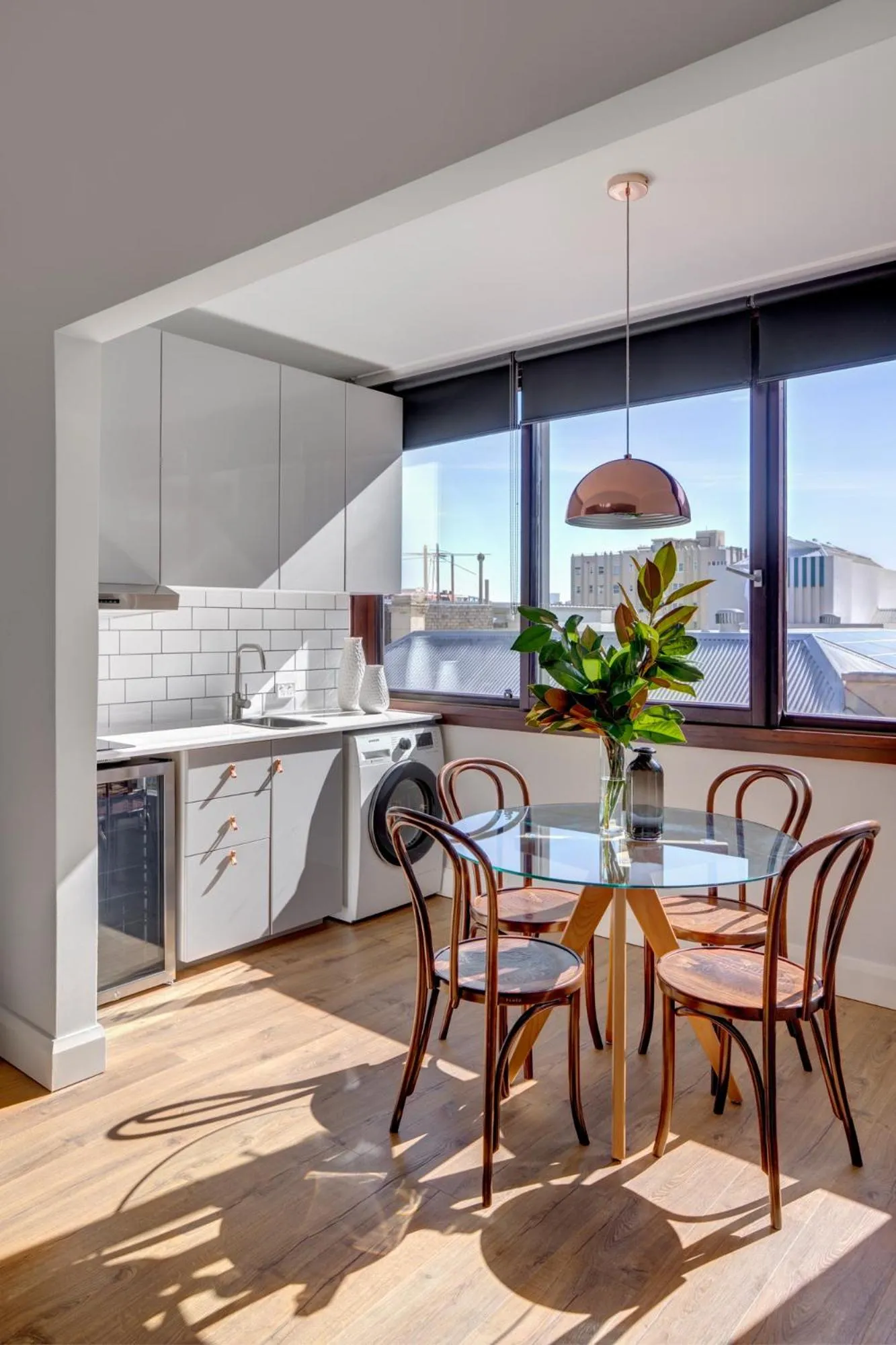 Kitchen or kitchenette in Regents Court Sydney