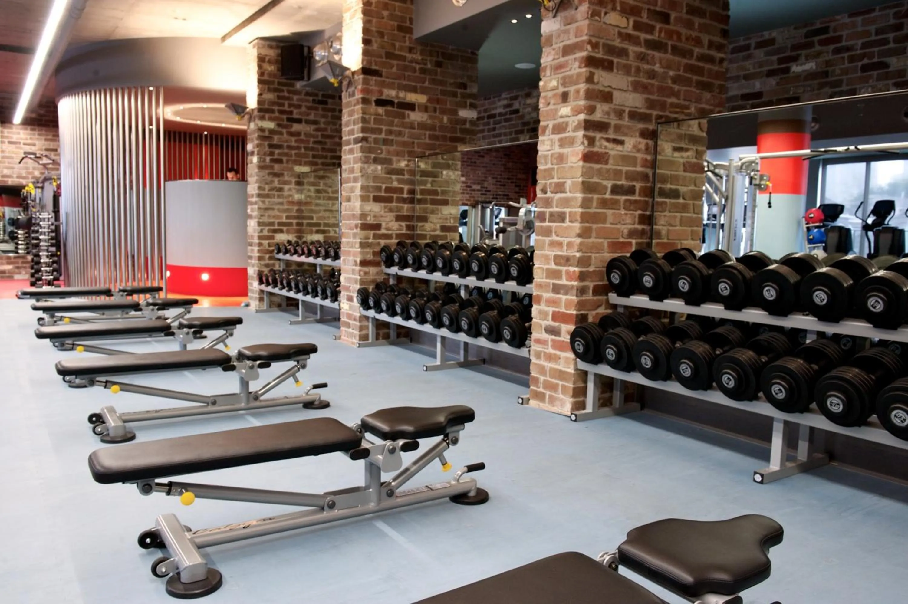 Fitness centre/facilities in Regents Court Sydney