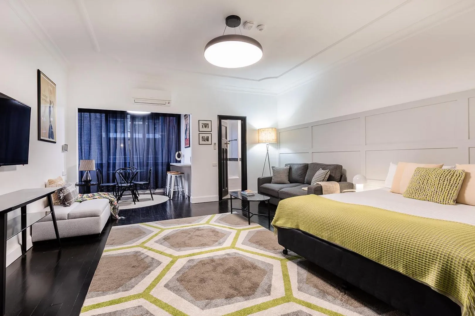 Bed in Regents Court Sydney