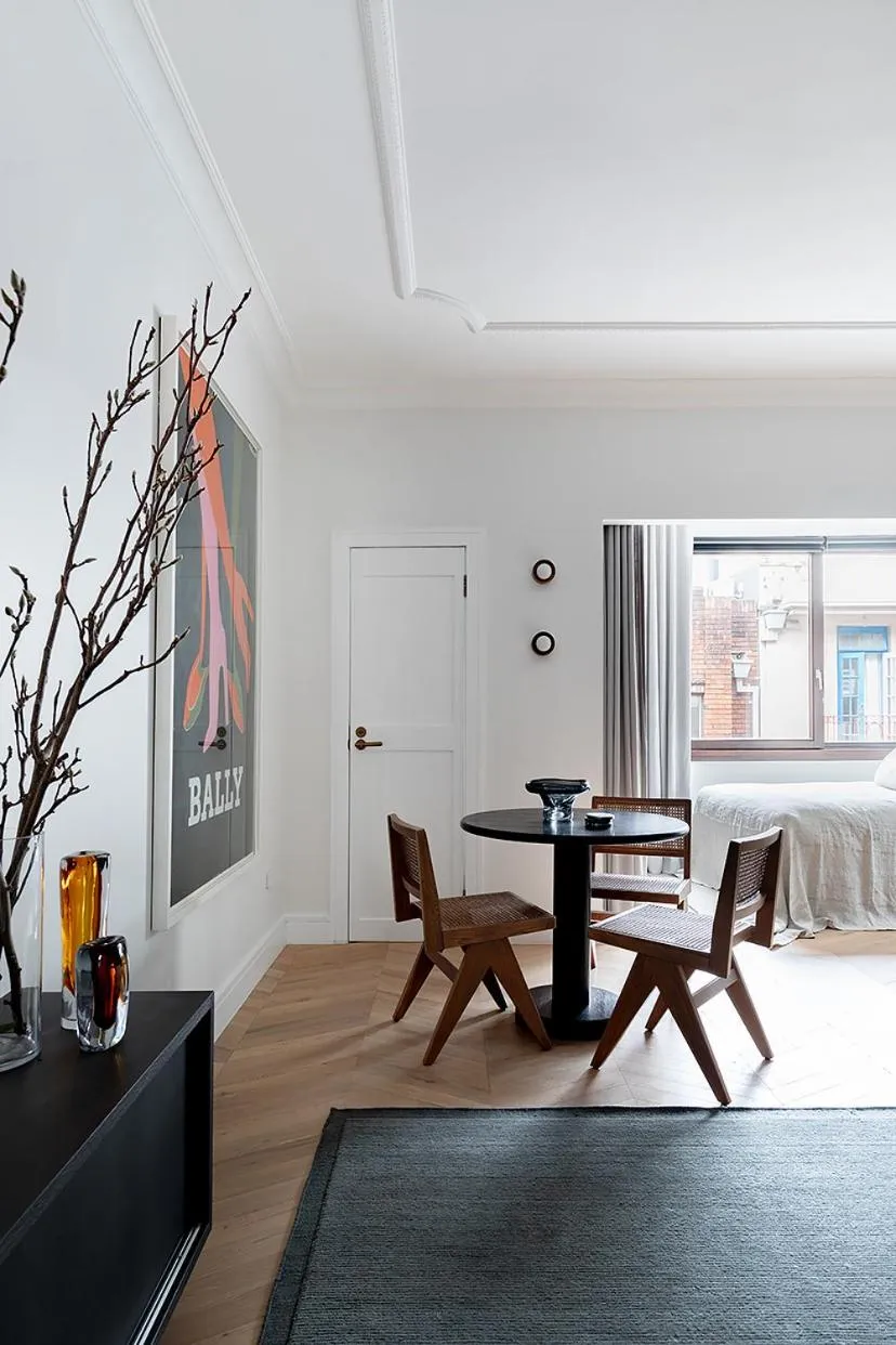 TV and multimedia in Regents Court Sydney