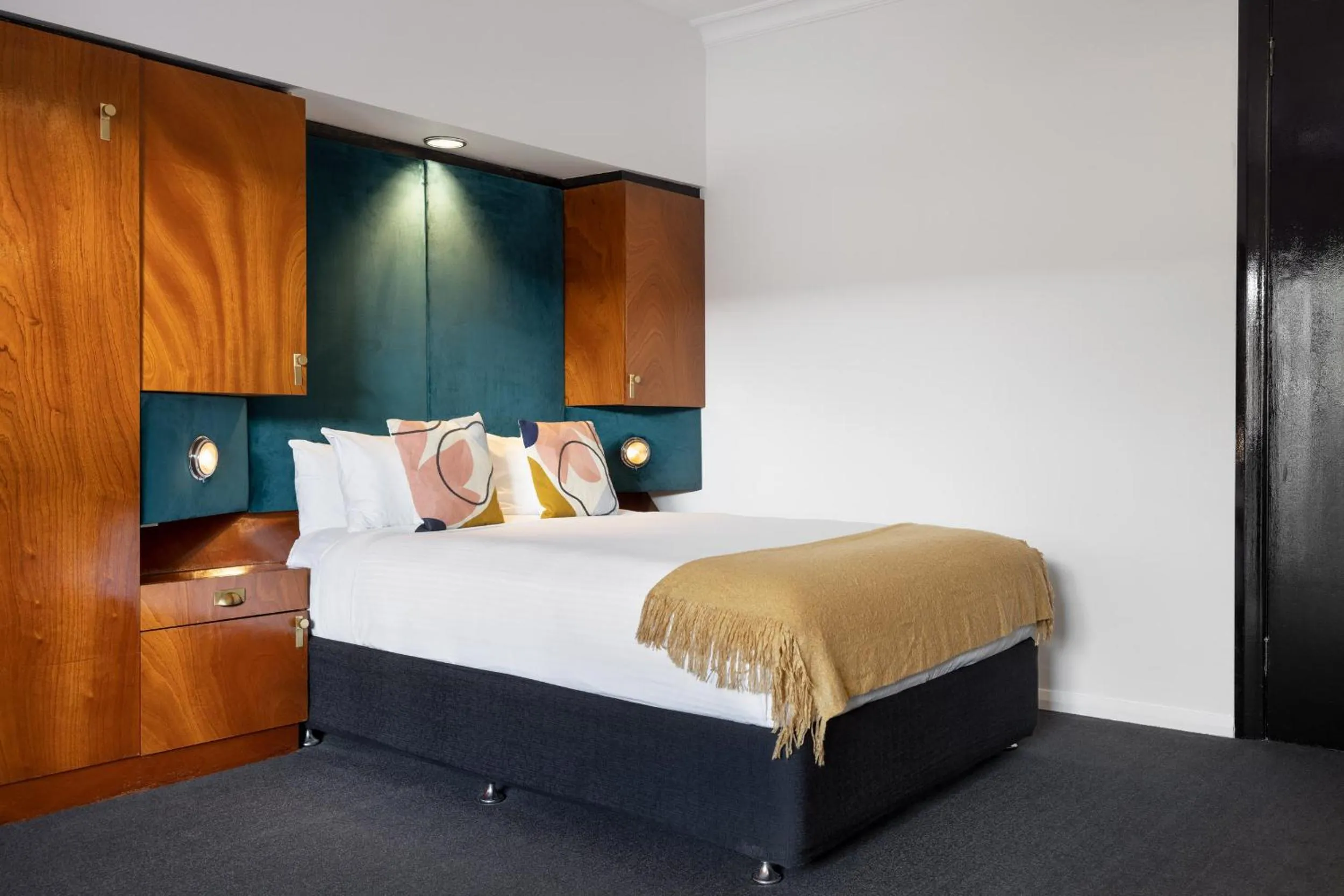 Bed in Regents Court Sydney