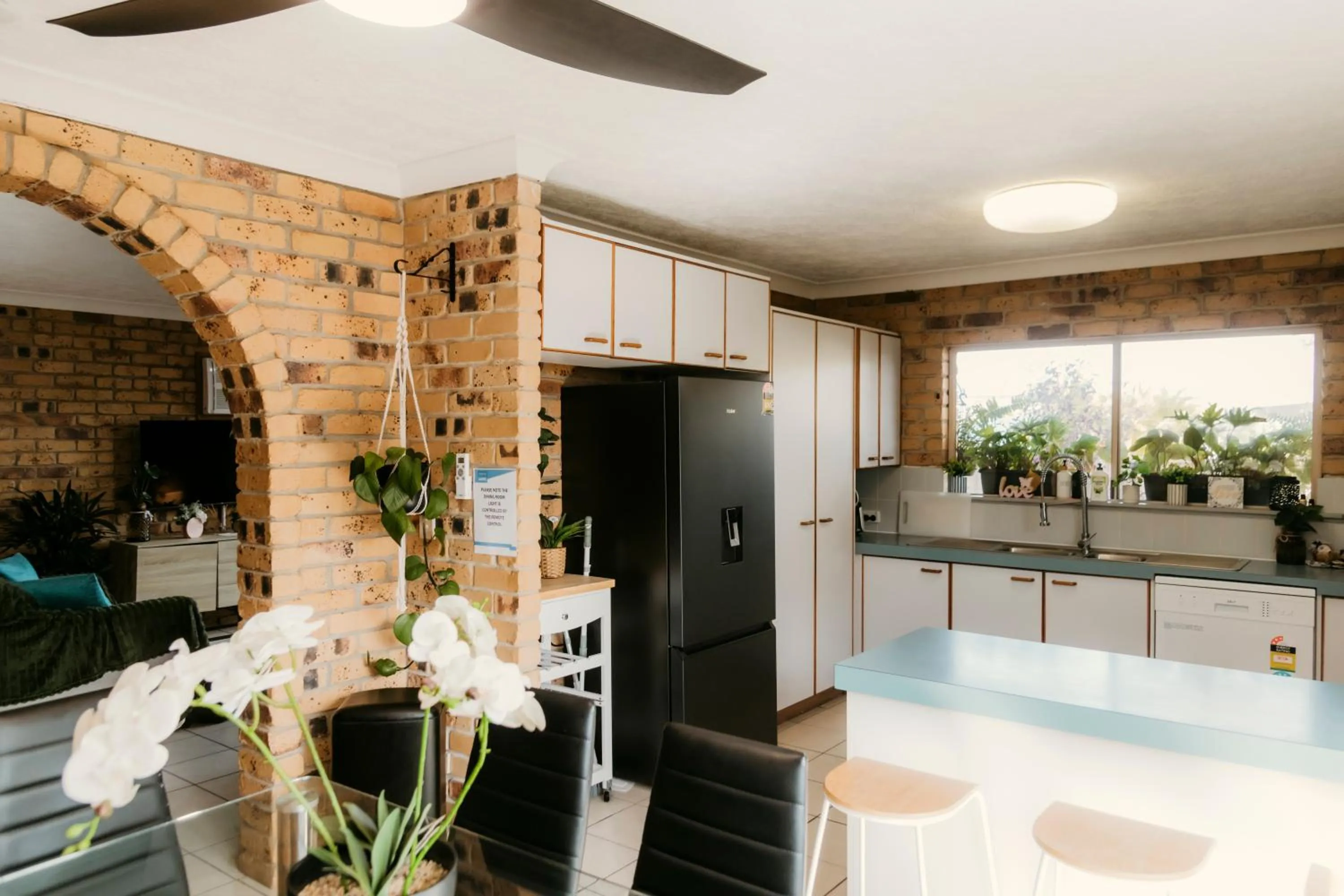 Kennedy Drive Boutique Motel - Close To City Centre & Airport