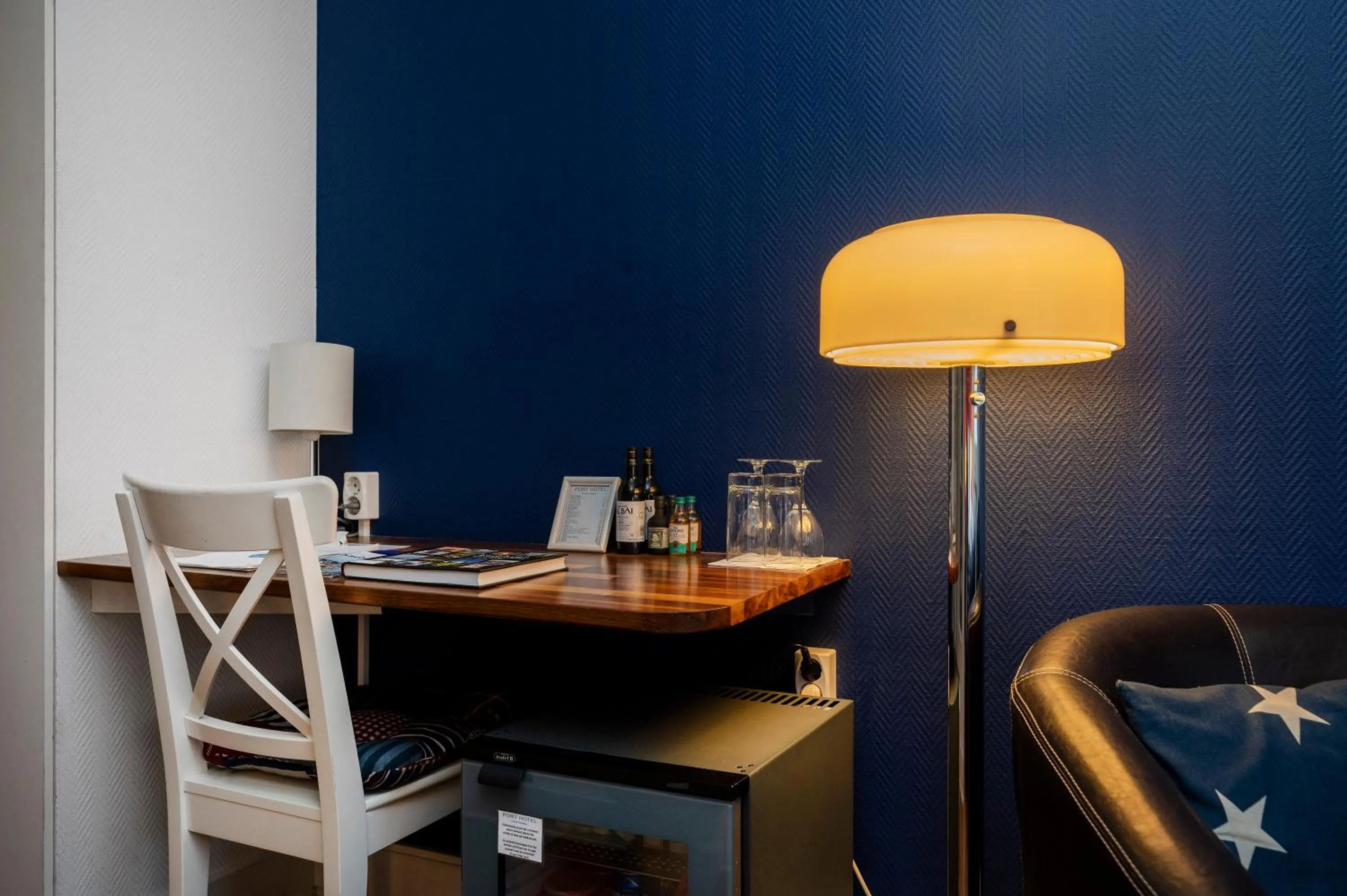 minibar in Port Hotel