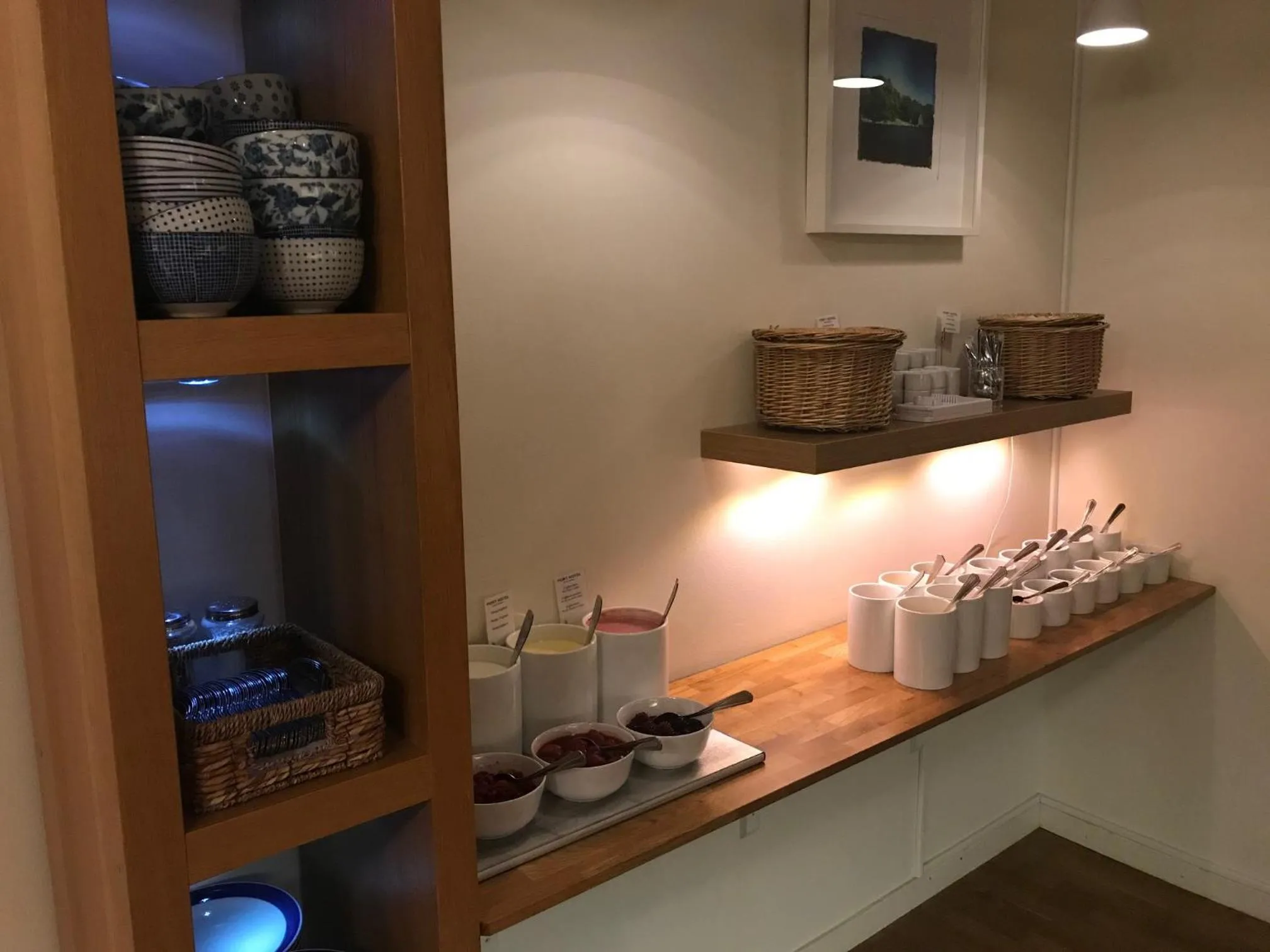 Continental breakfast in Port Hotel