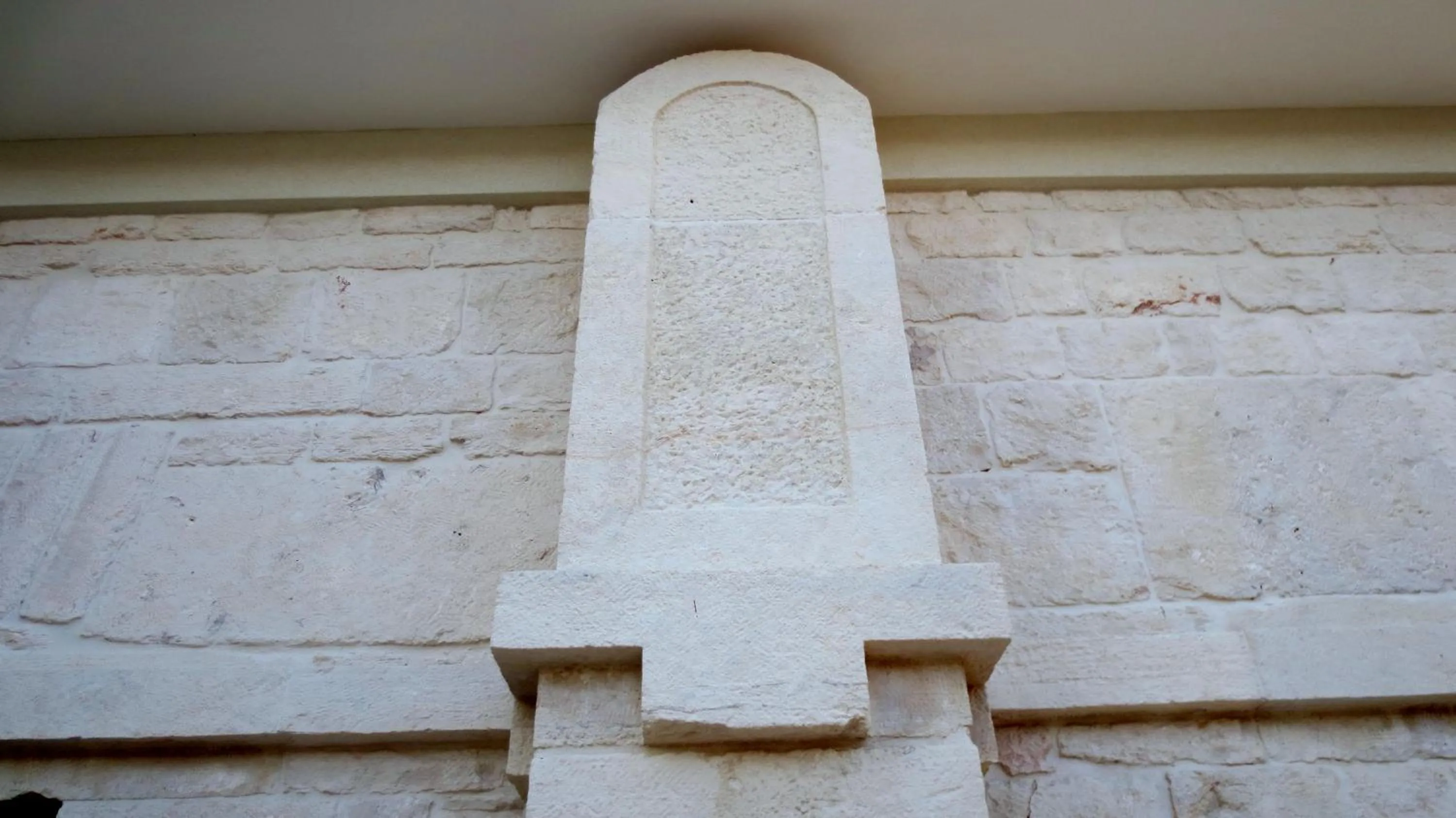 Day in Domus Antiqua Residence