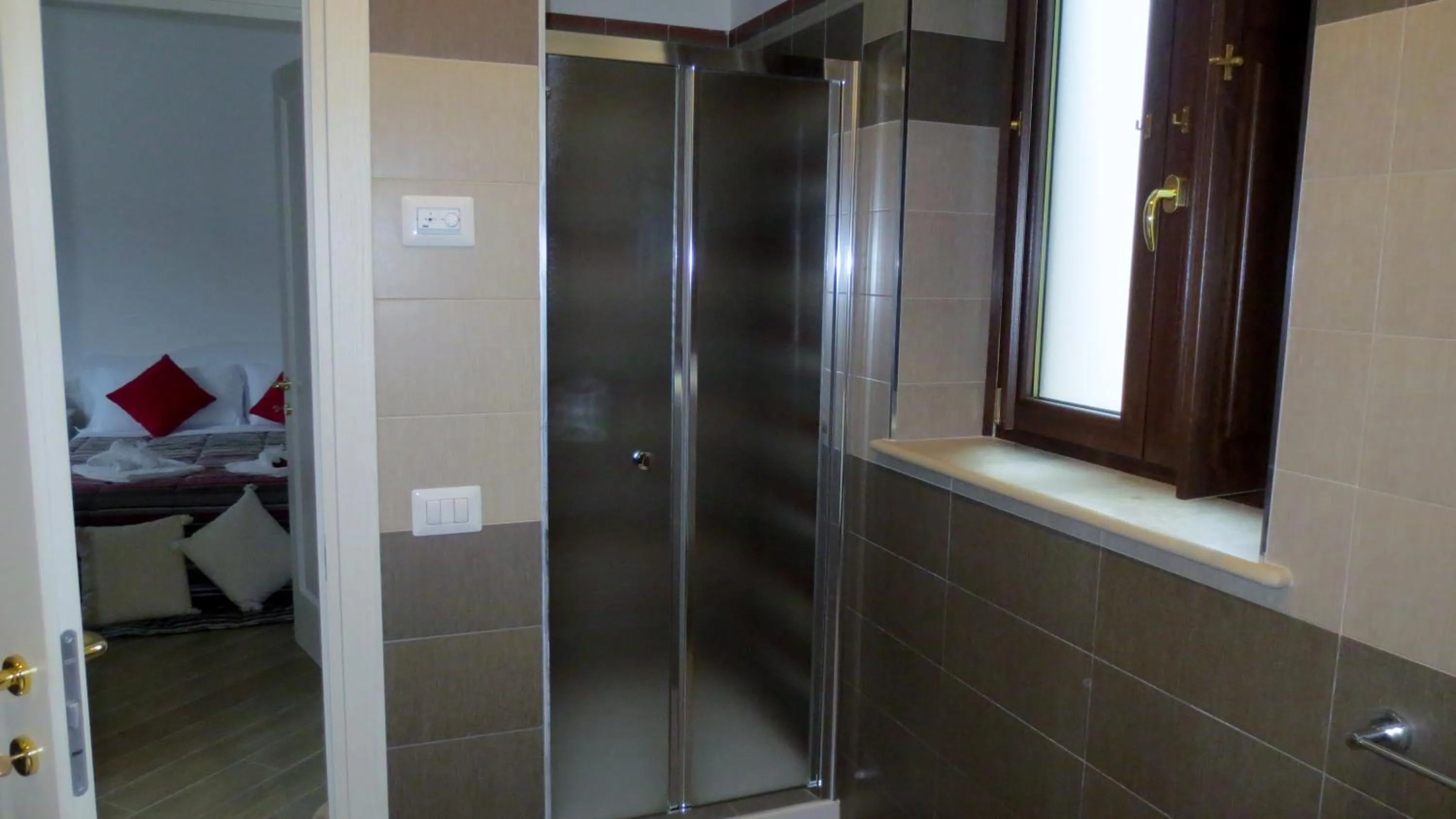 Bathroom in Domus Antiqua Residence