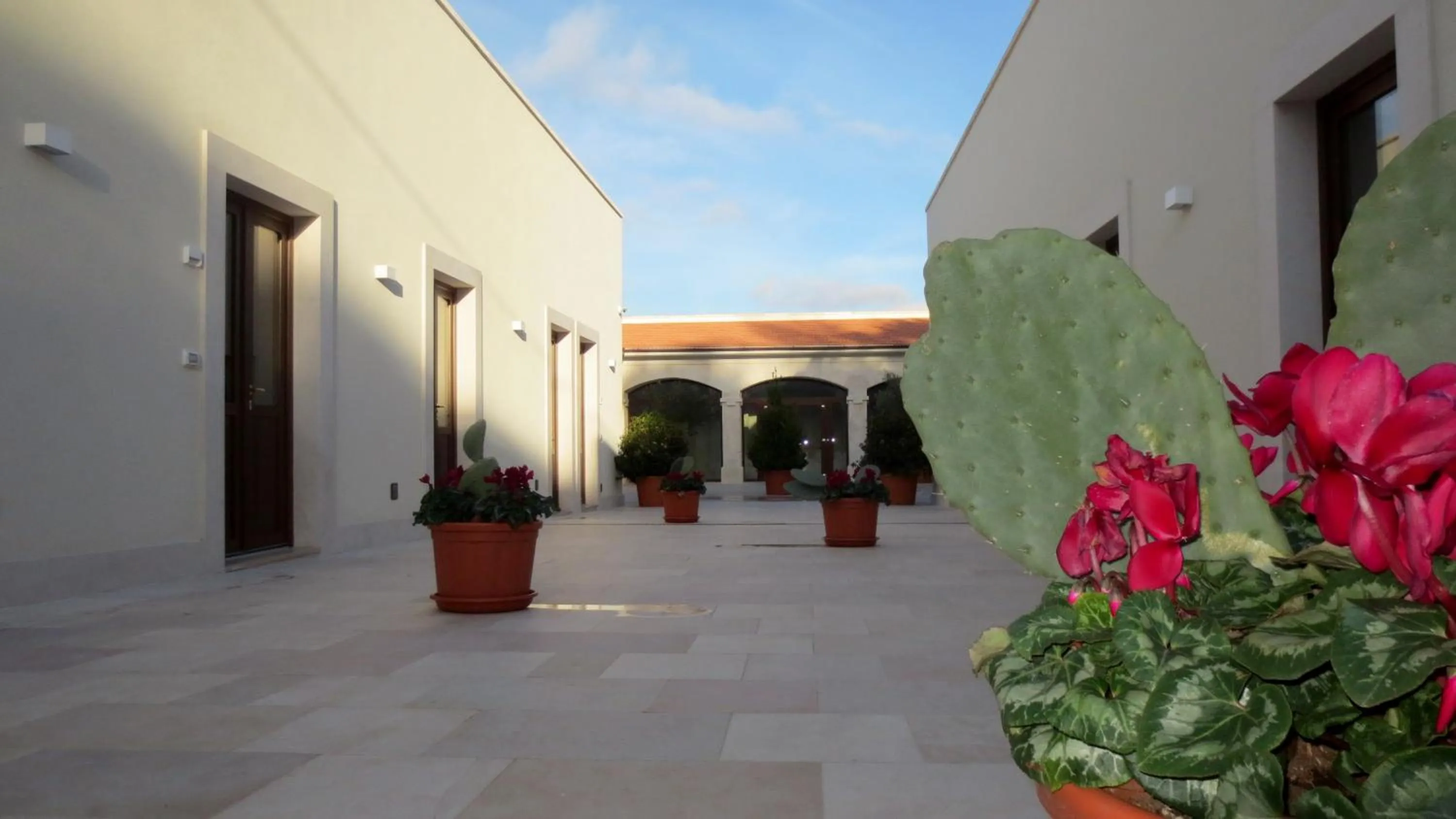 Decorative detail in Domus Antiqua Residence