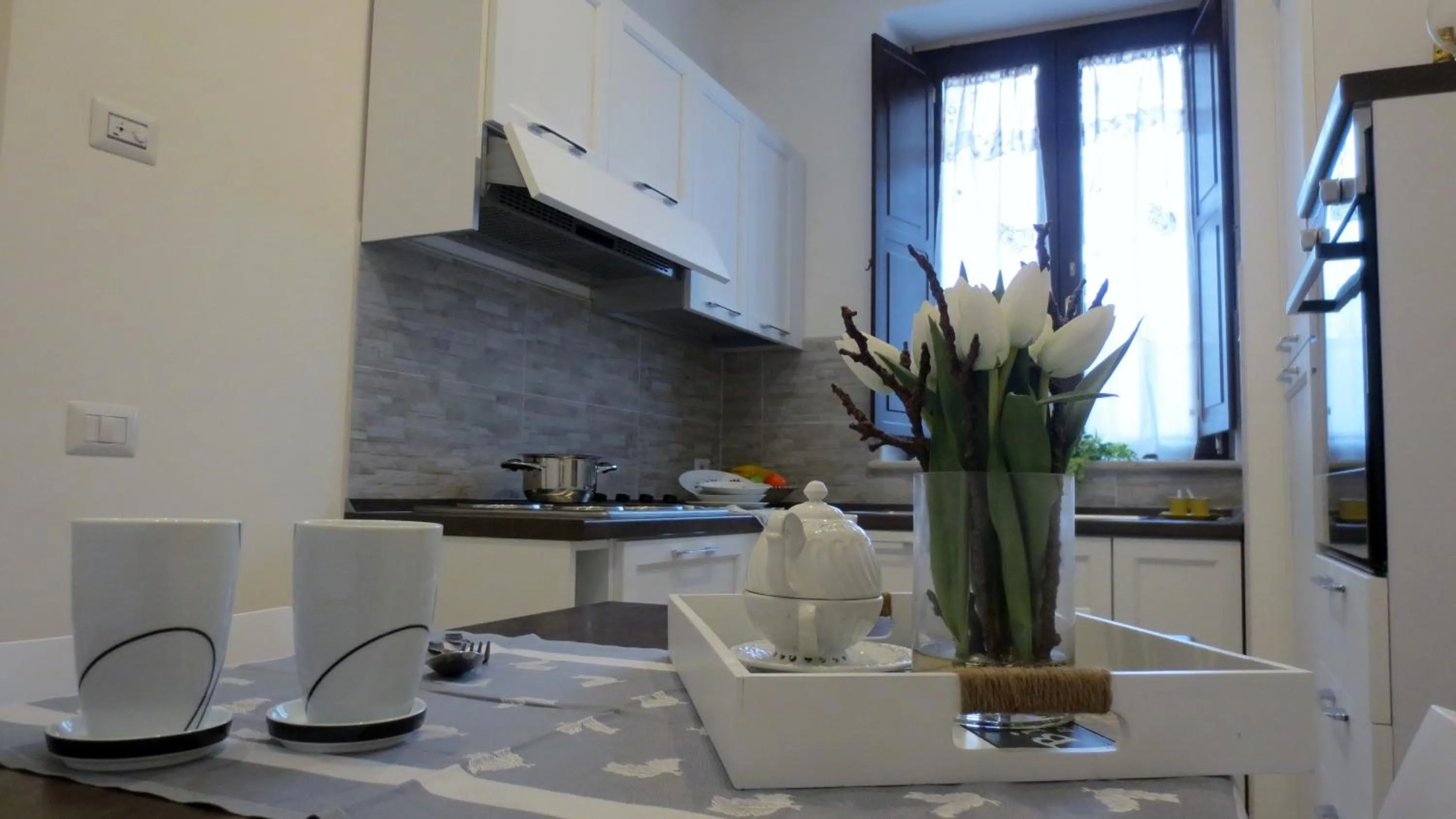 Day in Domus Antiqua Residence