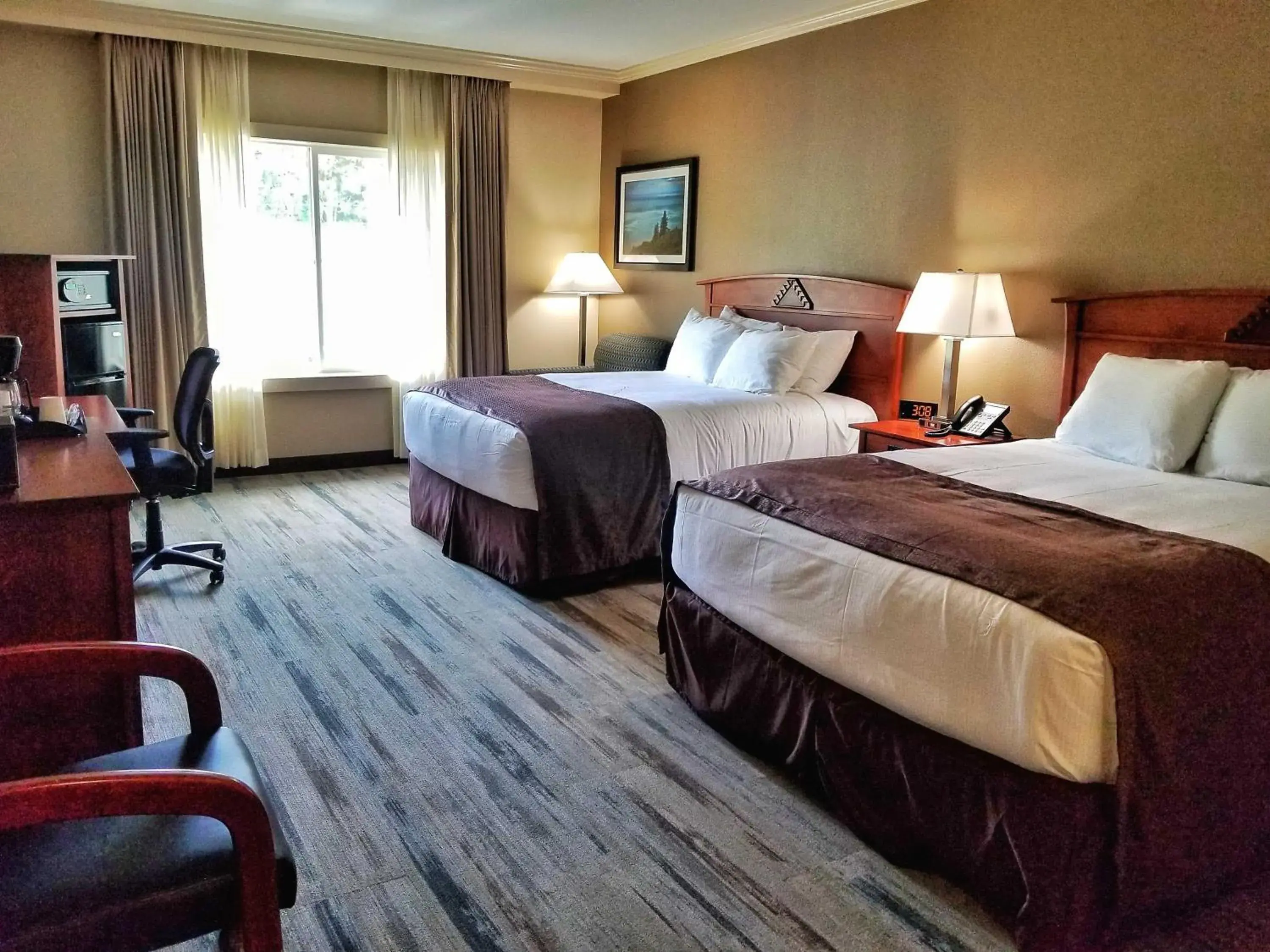 Two Queen Beds with Hill View in Lucky 7 Casino & Hotel (Howonquet Lodge) Two Queen Beds with Hill View in Lucky 7 Casino & Hotel (Howonquet Lodge)