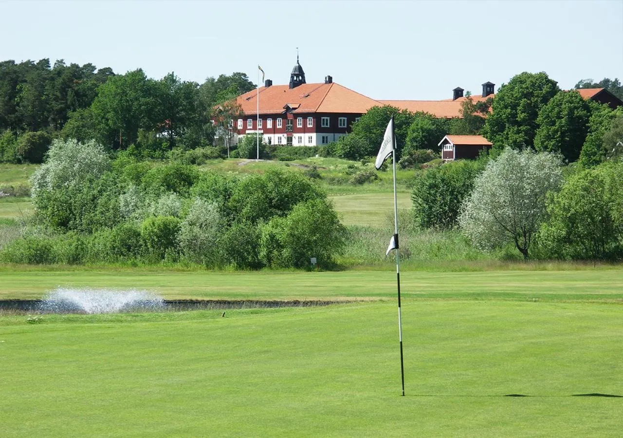 Golfcourse in Fågelbro Säteri